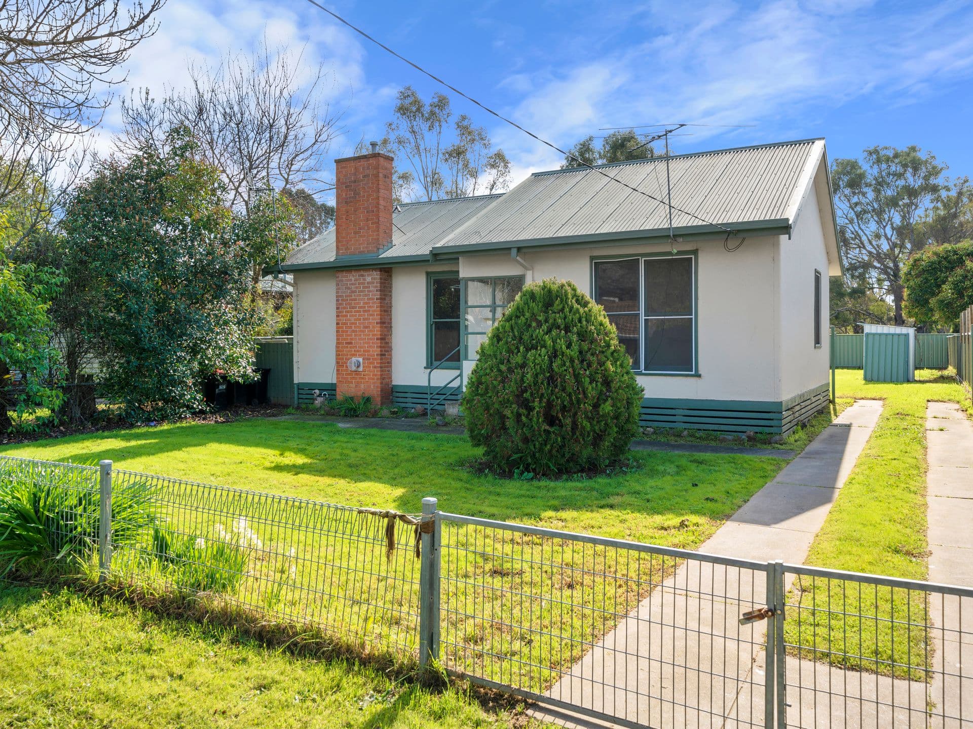 20 Russell Street, Benalla VIC 3672, Benalla - Image 1
