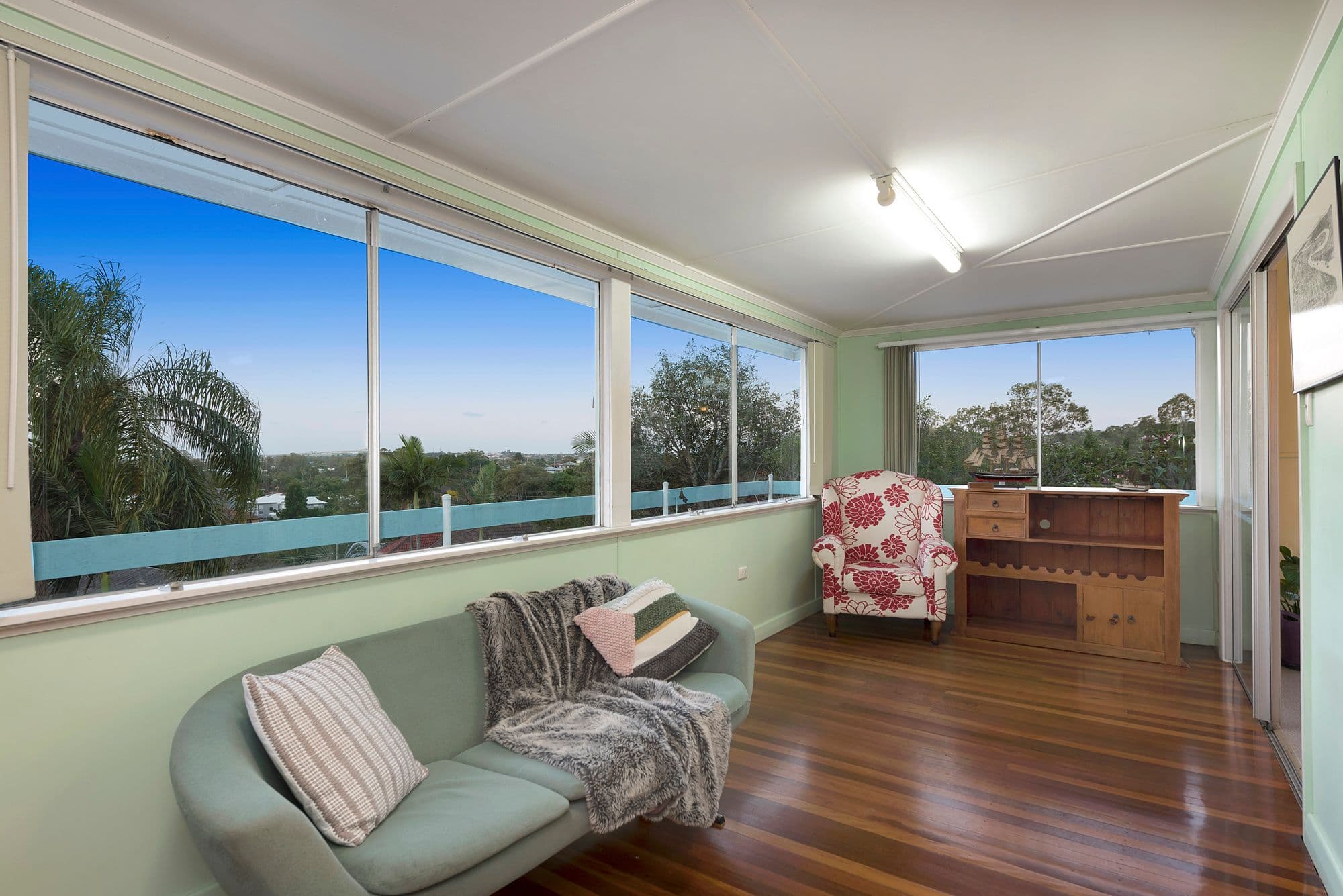 46 Paramount Terrace, Seven Hills QLD 4170, Seven Hills - Thumbnail 4