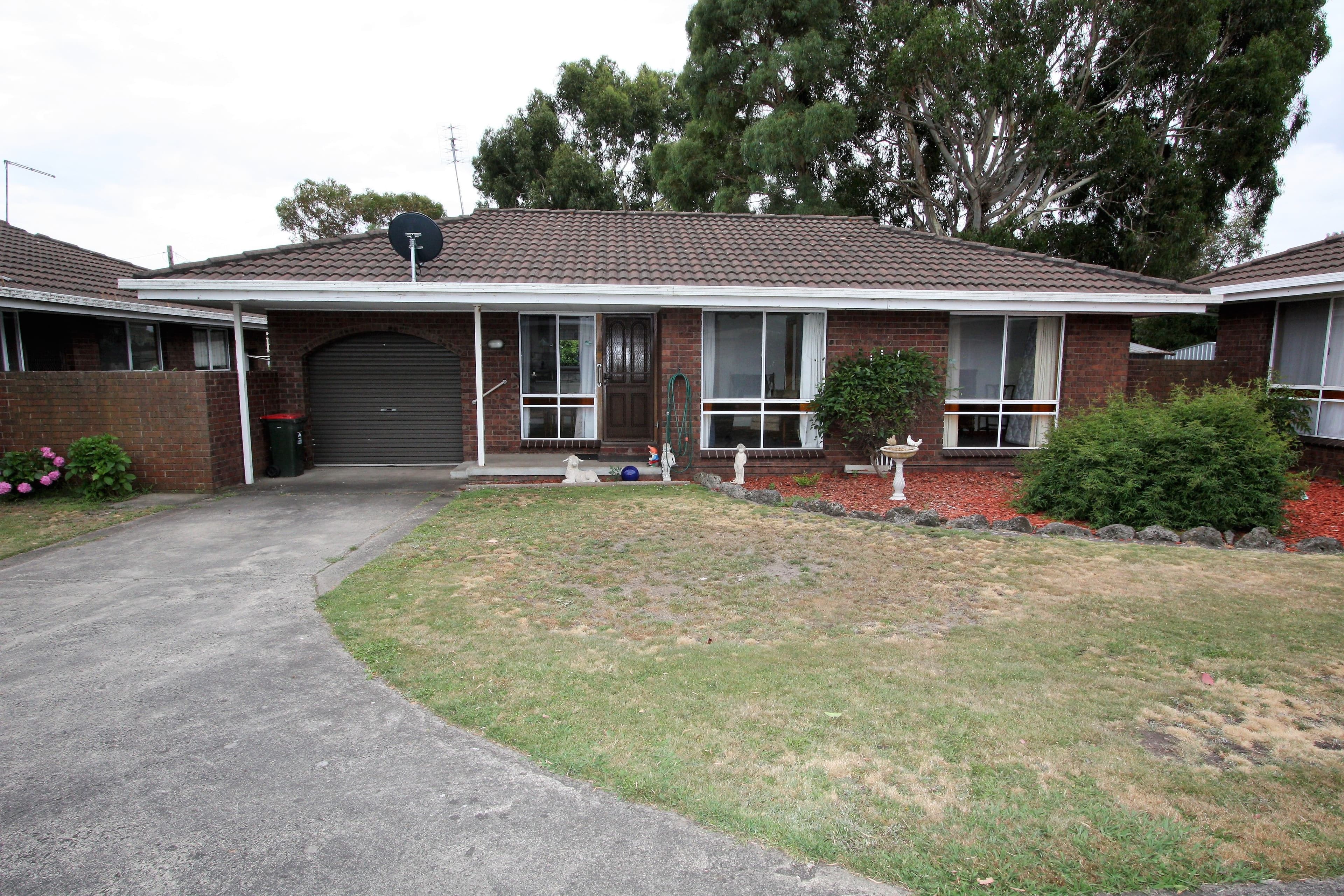 6 Hamilton Street, Camperdown VIC 3260, Camperdown - Image 1