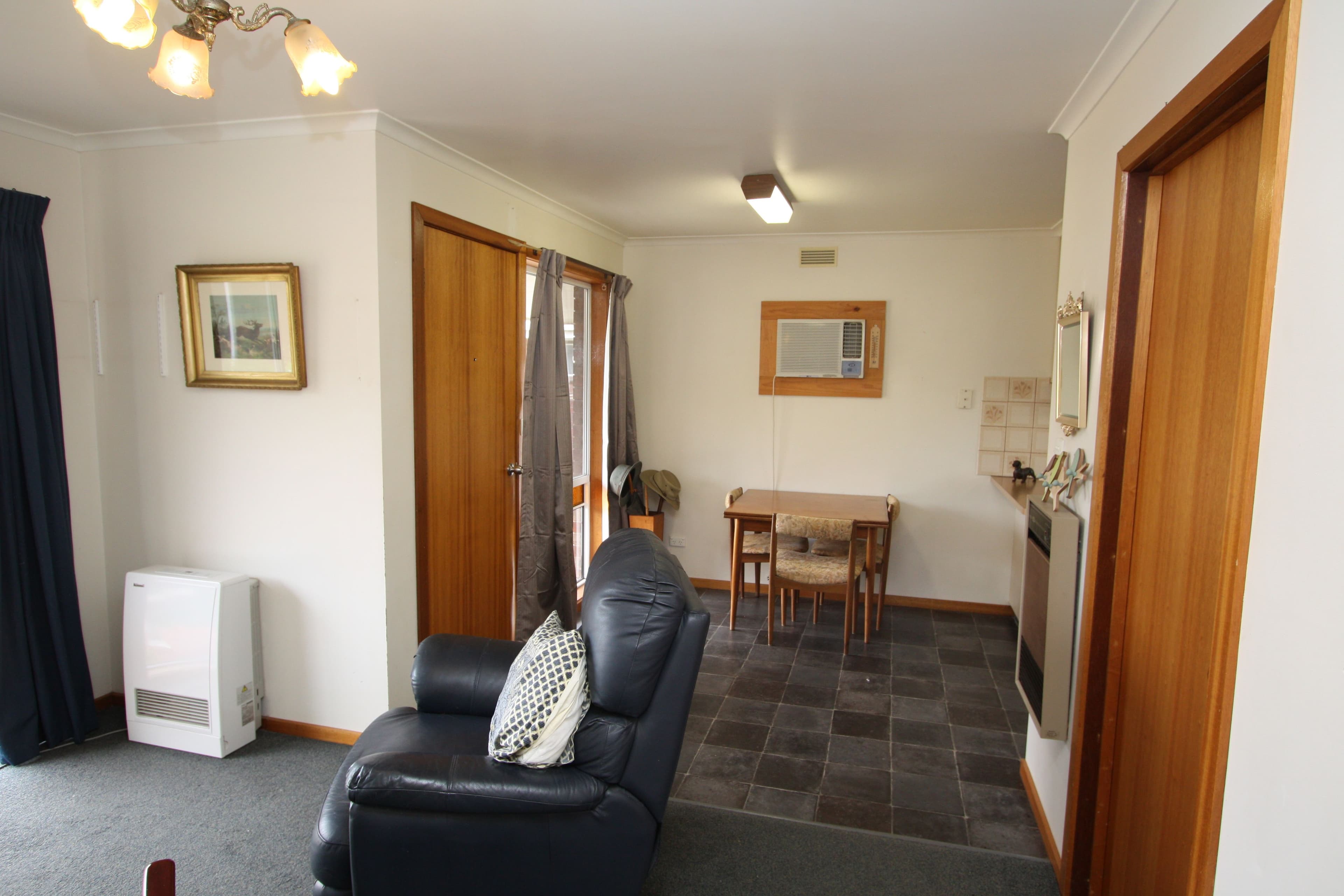 6 Hamilton Street, Camperdown VIC 3260, Camperdown - Thumbnail 6