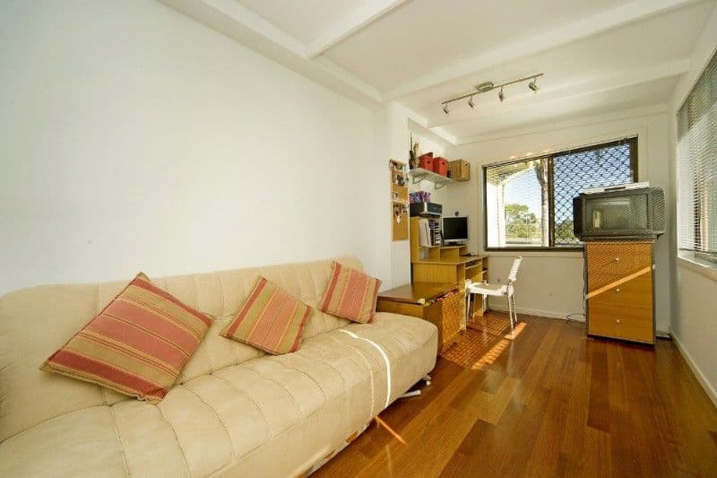 19 Allden Avenue, LABRADOR QLD 4215, Labrador - Thumbnail 5
