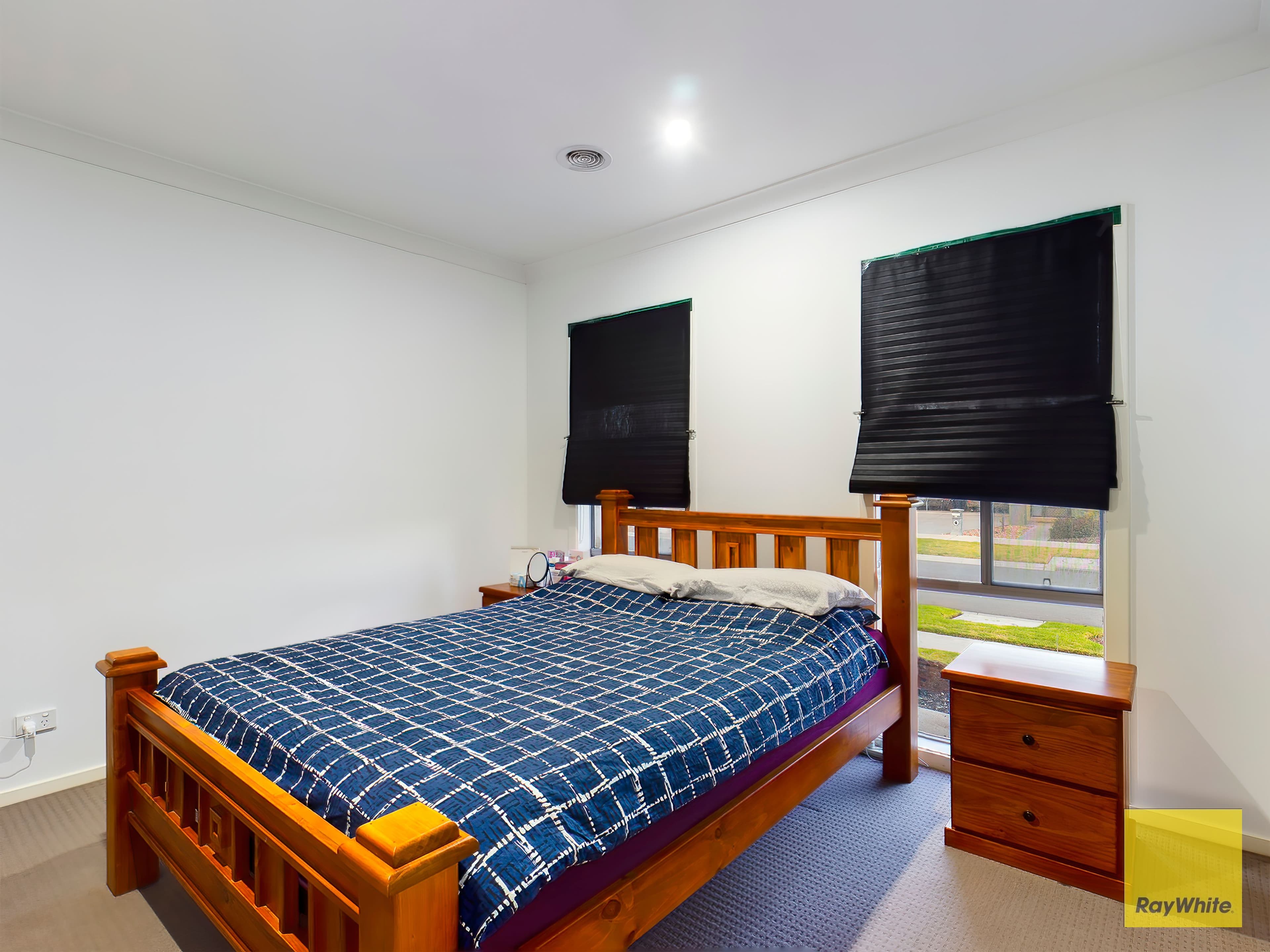 42 Kittyhawk Road, Point Cook VIC 3030, Point Cook - Thumbnail 4