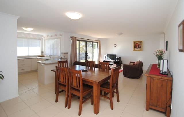 68 Gympie View Drive, SOUTHSIDE QLD 4570, Southside - Thumbnail 2