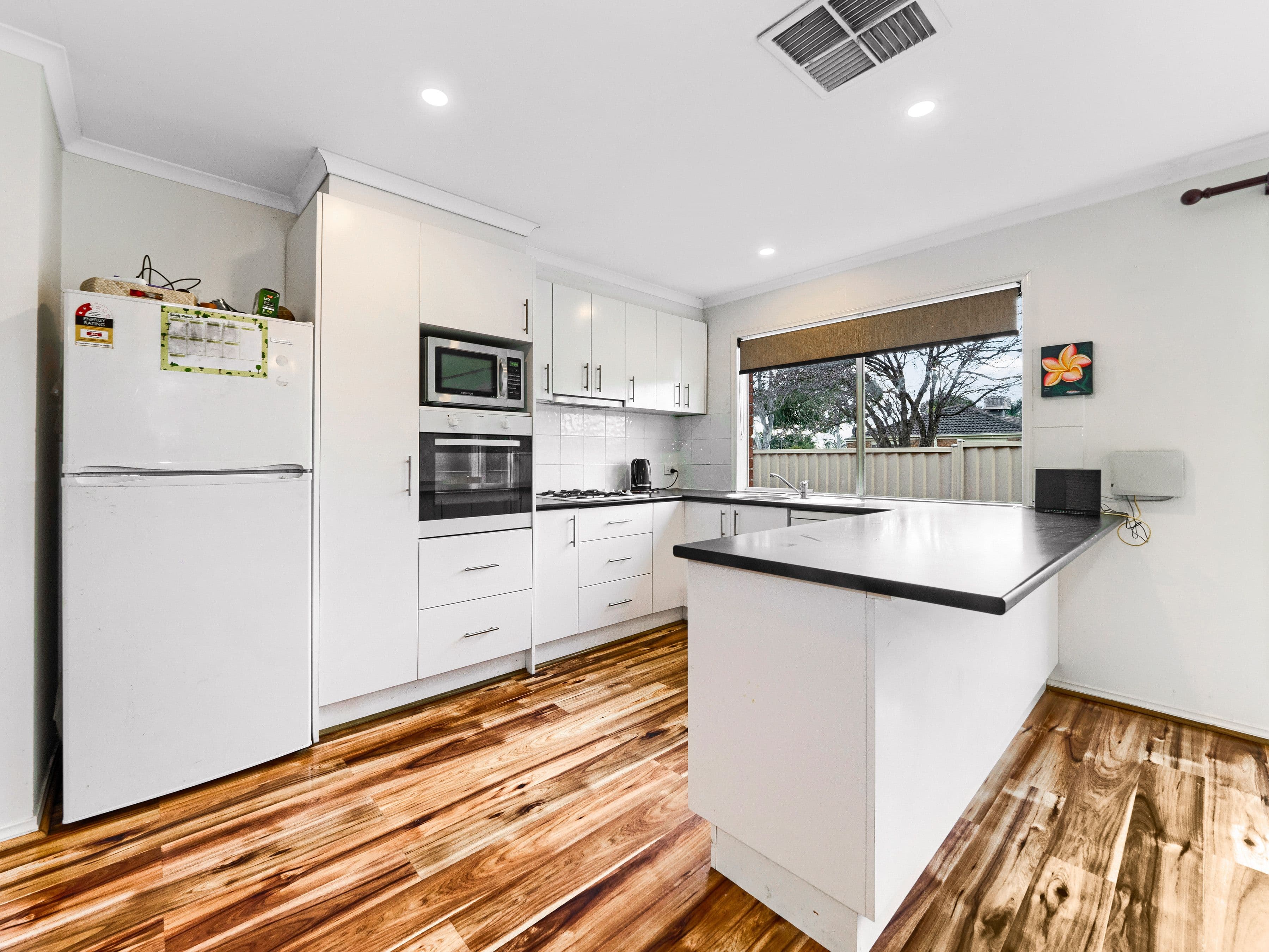 38 Joyce Street, Cranbourne West VIC 3977, Cranbourne West - Thumbnail 3