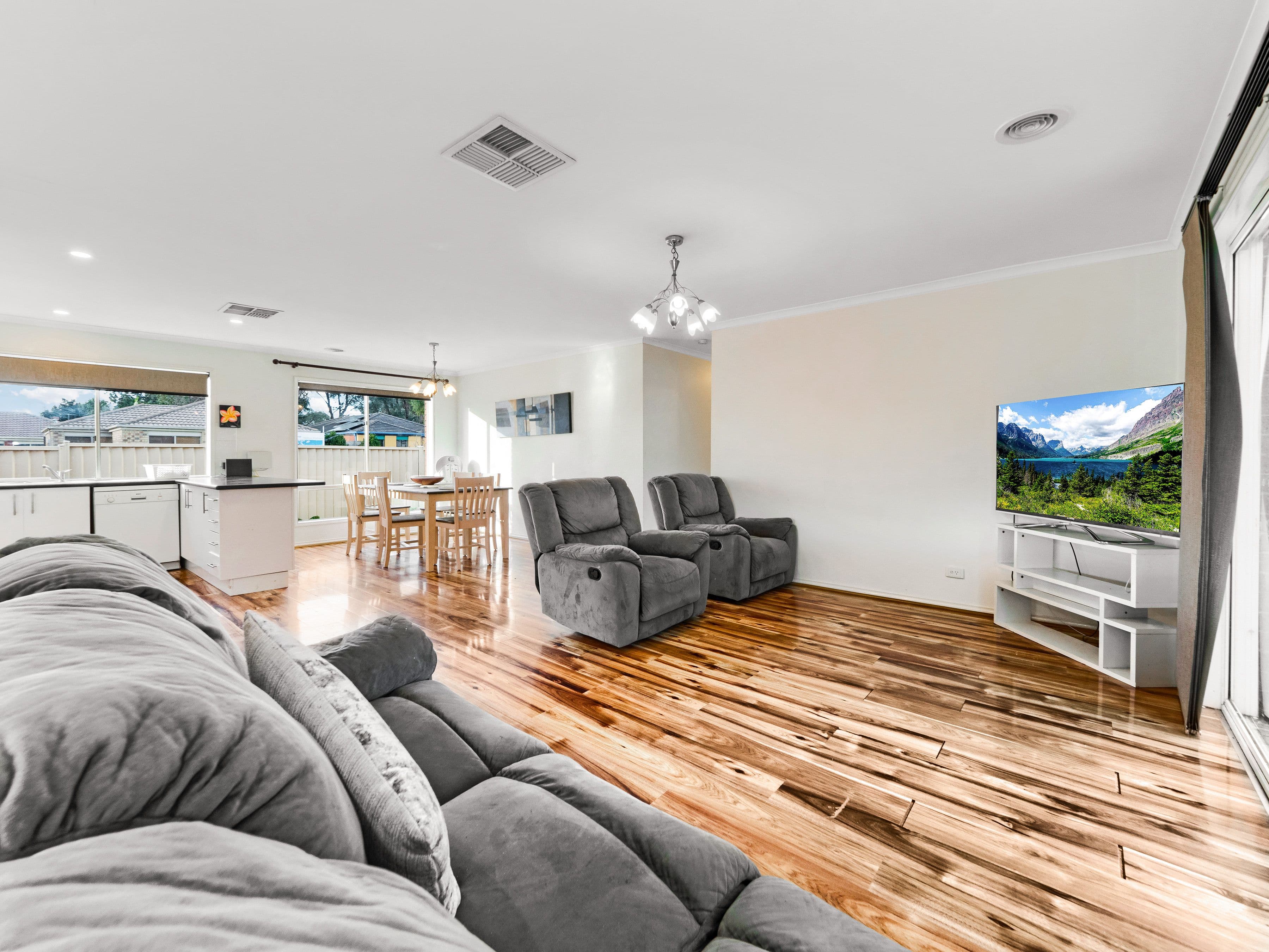 38 Joyce Street, Cranbourne West VIC 3977, Cranbourne West - Thumbnail 7