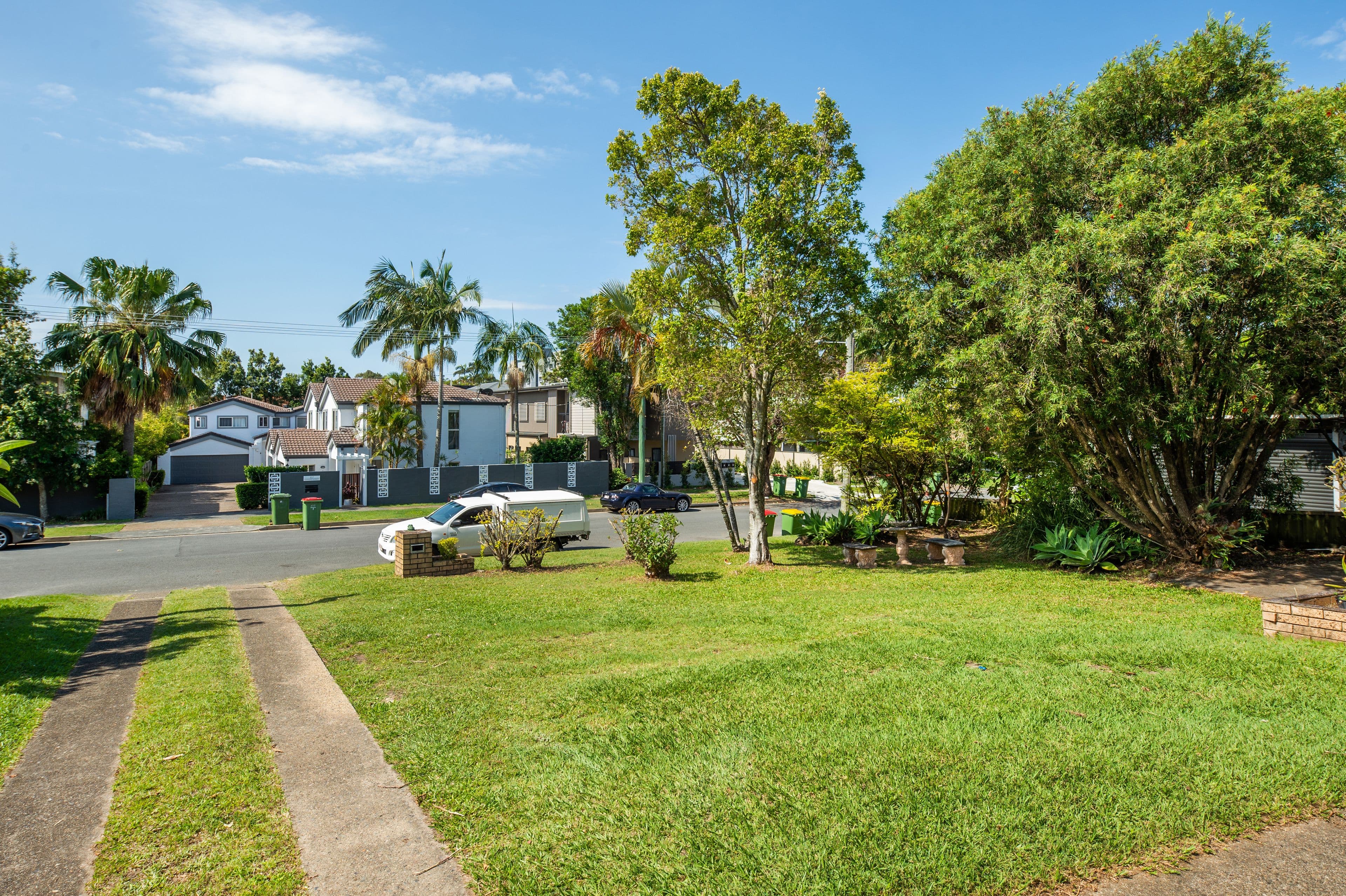 114 Eugaree Street, Southport QLD 4215, Southport - Thumbnail 3