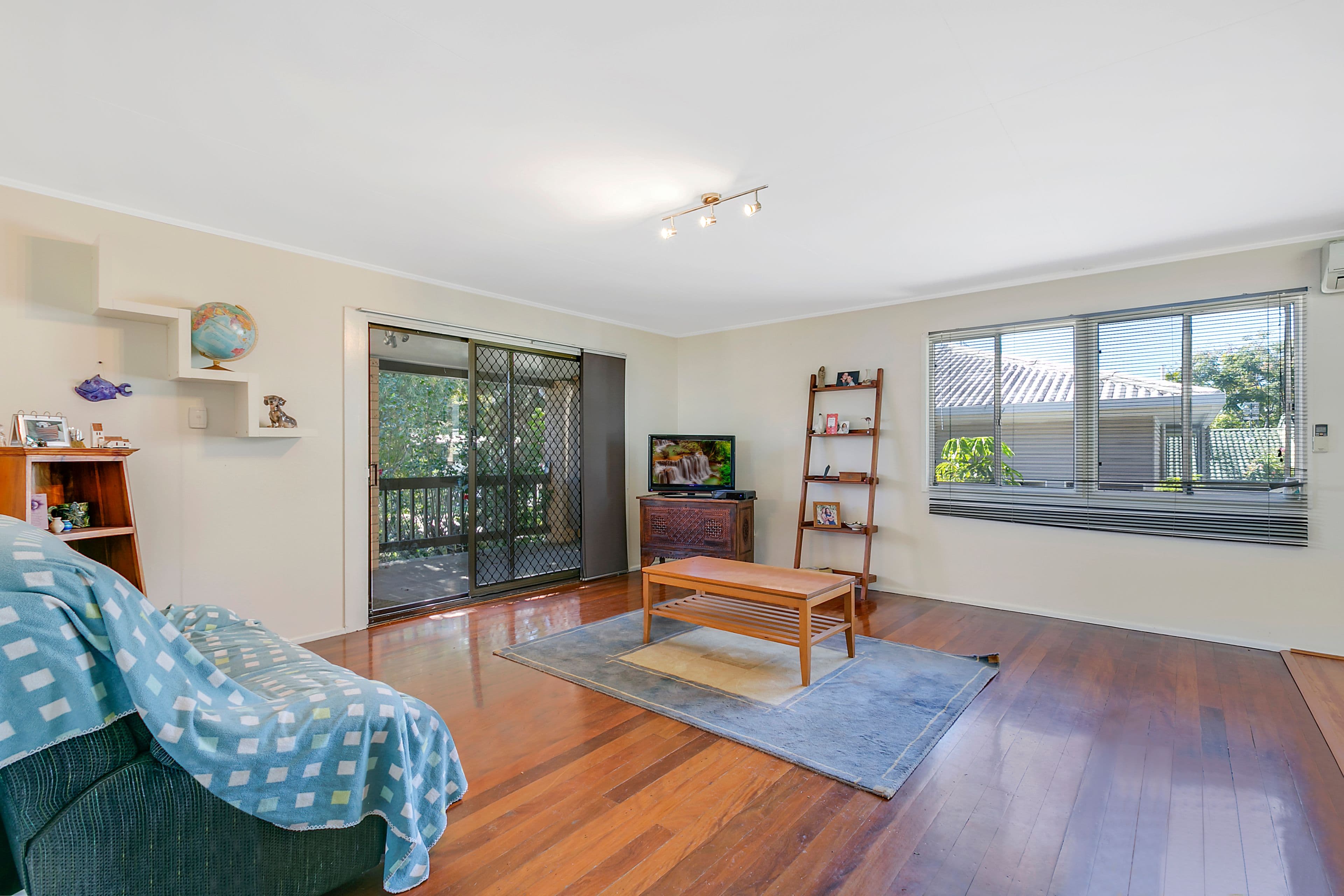 114 Eugaree Street, Southport QLD 4215, Southport - Thumbnail 8
