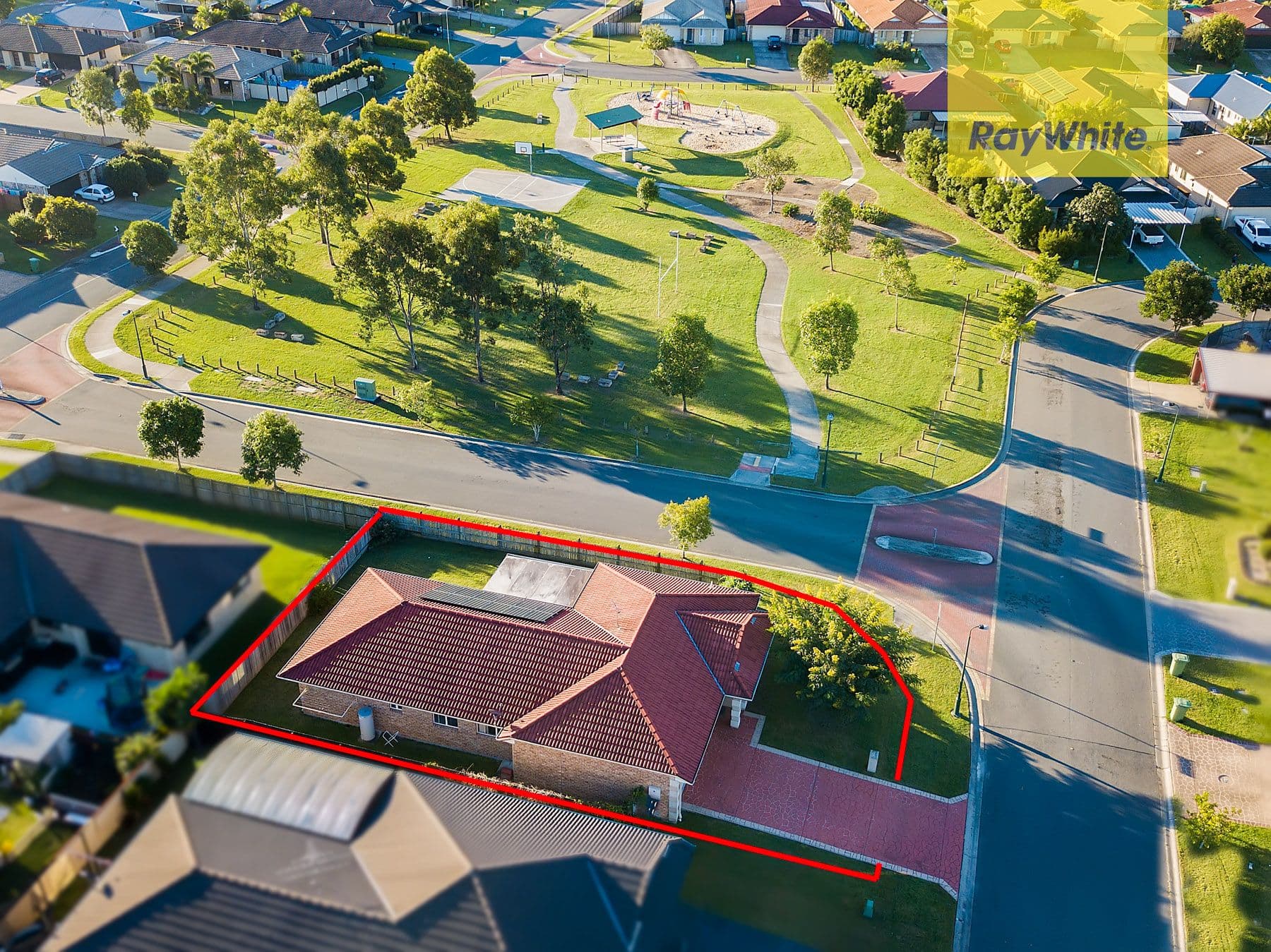 3 Lake Borumba Street, Logan Reserve QLD 4133, Logan Reserve - Thumbnail 2
