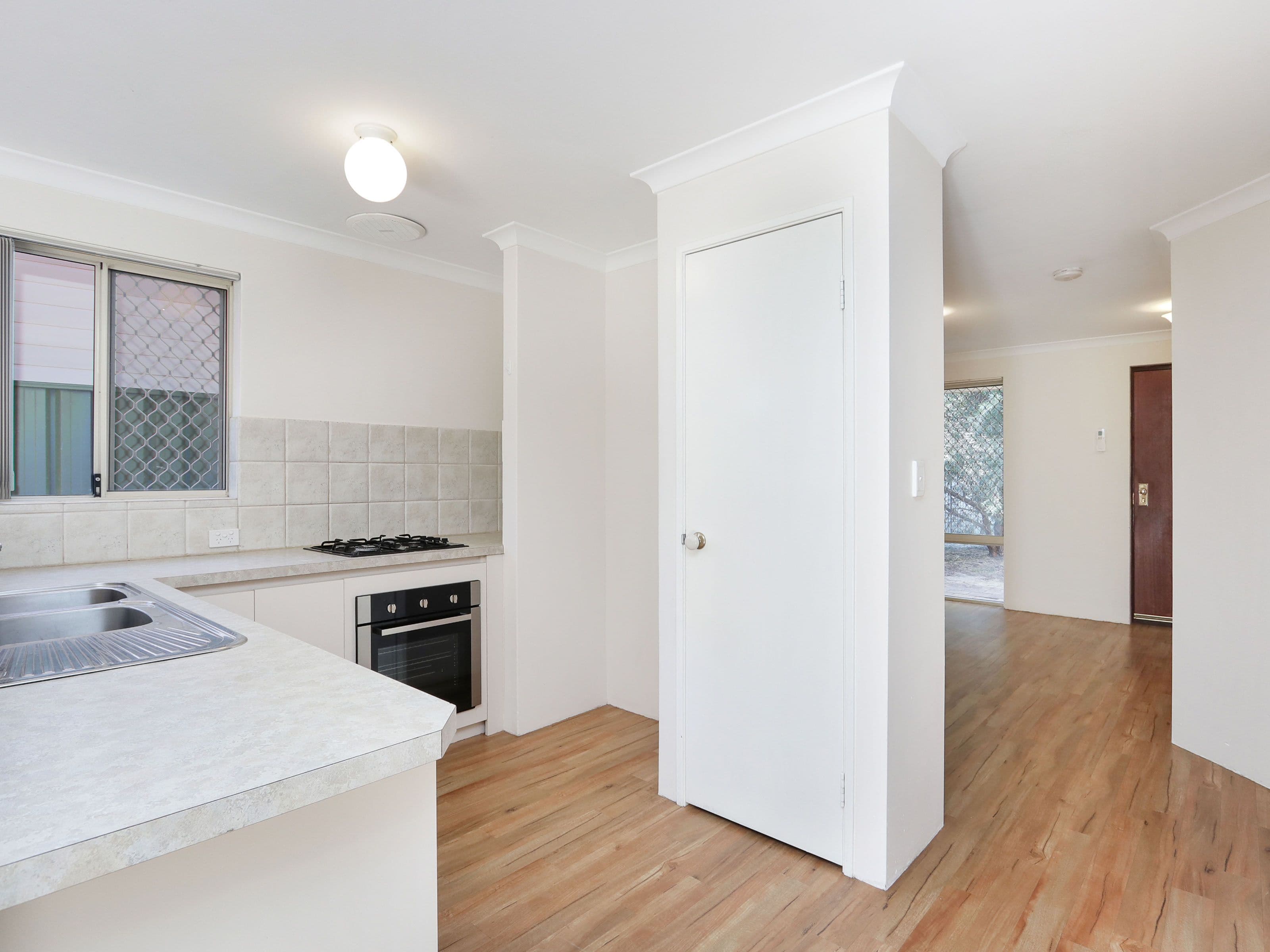 1B Central Terrace, Beckenham WA 6107, Beckenham - Thumbnail 3