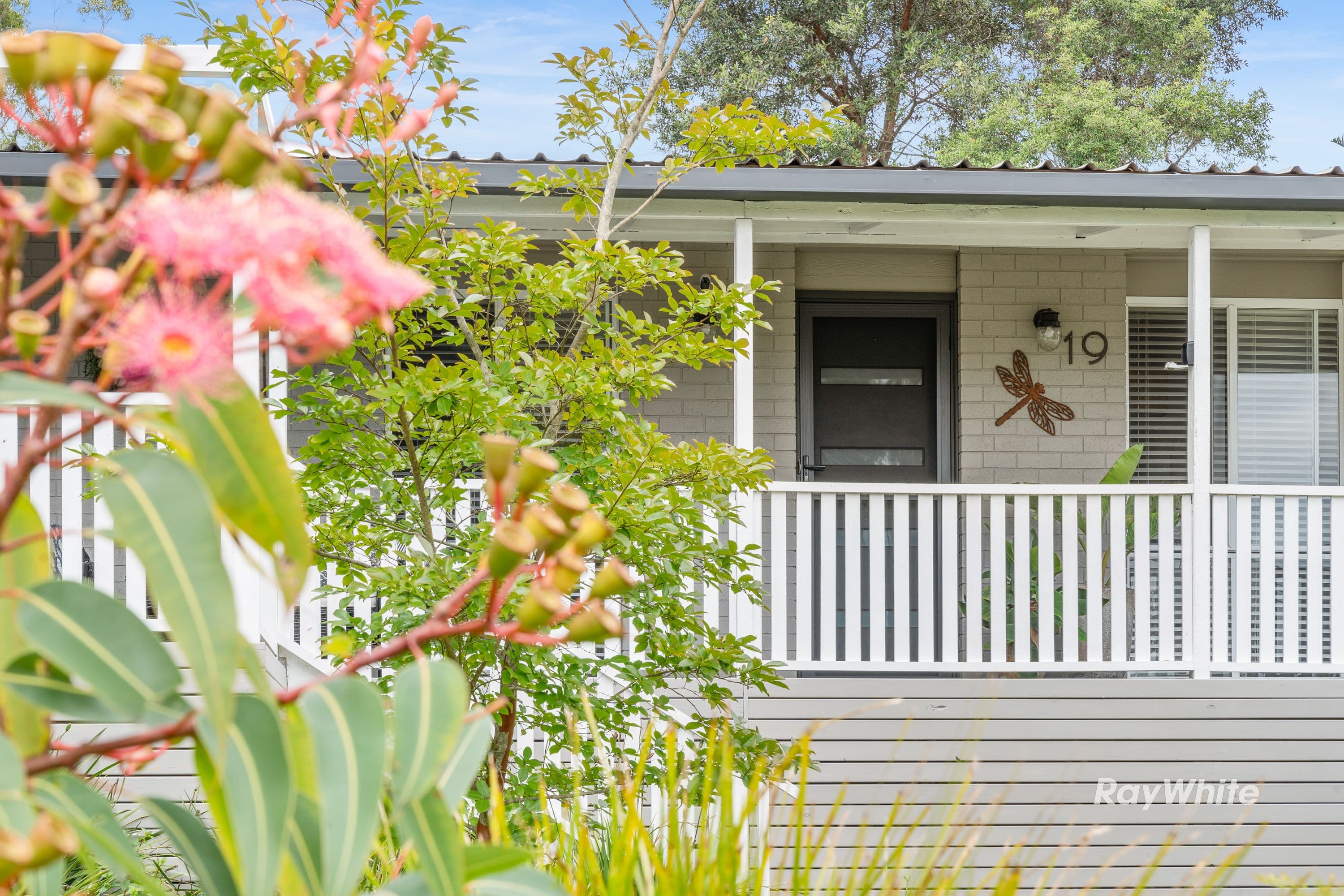 19 Manning Avenue, Narrawallee NSW 2539, Narrawallee - Thumbnail 2