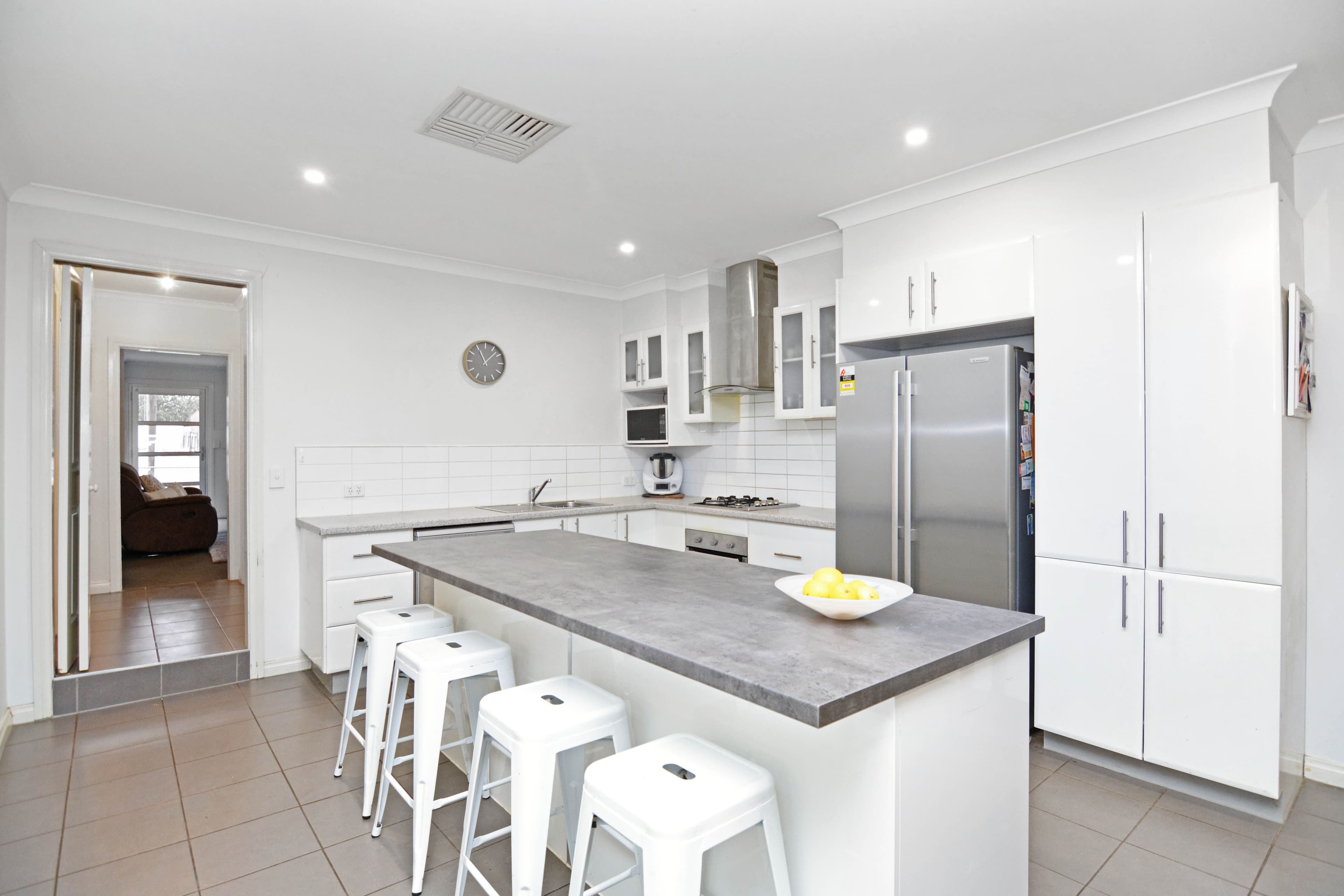 16 Emmett Street, Ouyen VIC 3490, Ouyen - Thumbnail 8