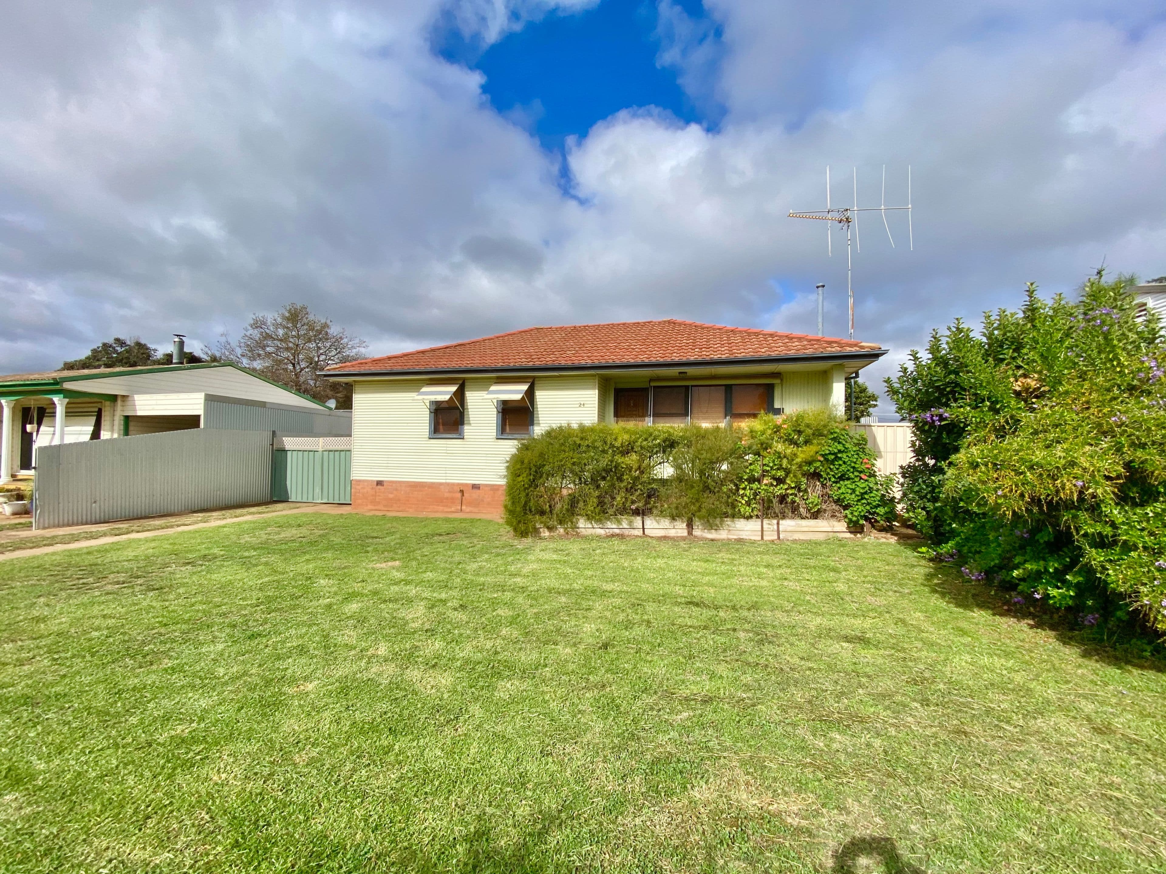 24 Scrivener Street, Forbes NSW 2871, Forbes - Image 1