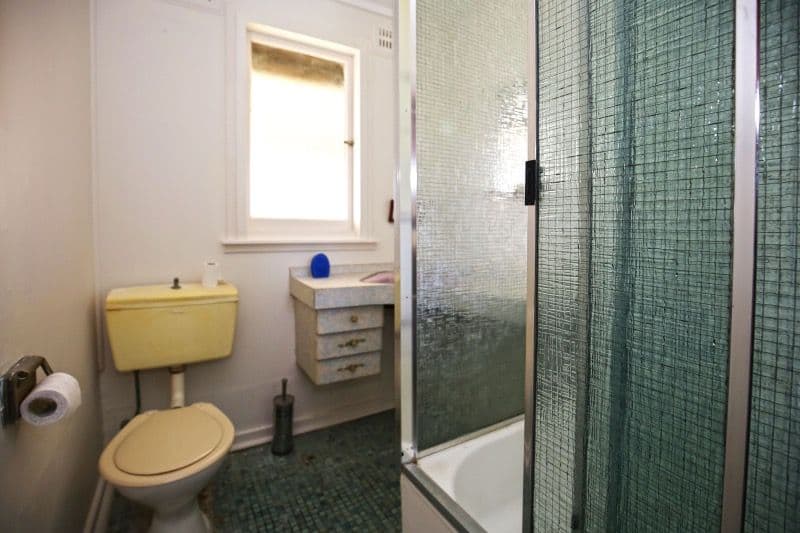 35 Sampson Crescent, Bomaderry NSW 2541, Bomaderry - Thumbnail 7