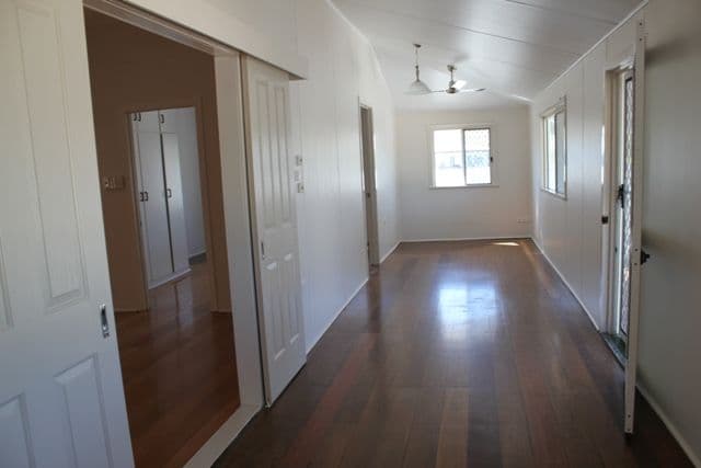 19 Anderssen Street, HALIFAX QLD 4850, Halifax - Thumbnail 2