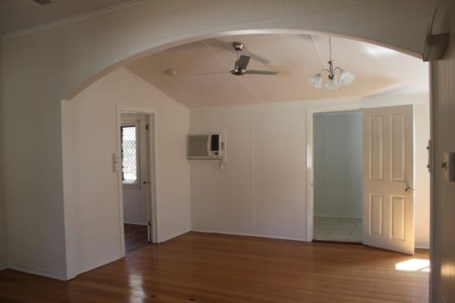 19 Anderssen Street, HALIFAX QLD 4850, Halifax - Thumbnail 3