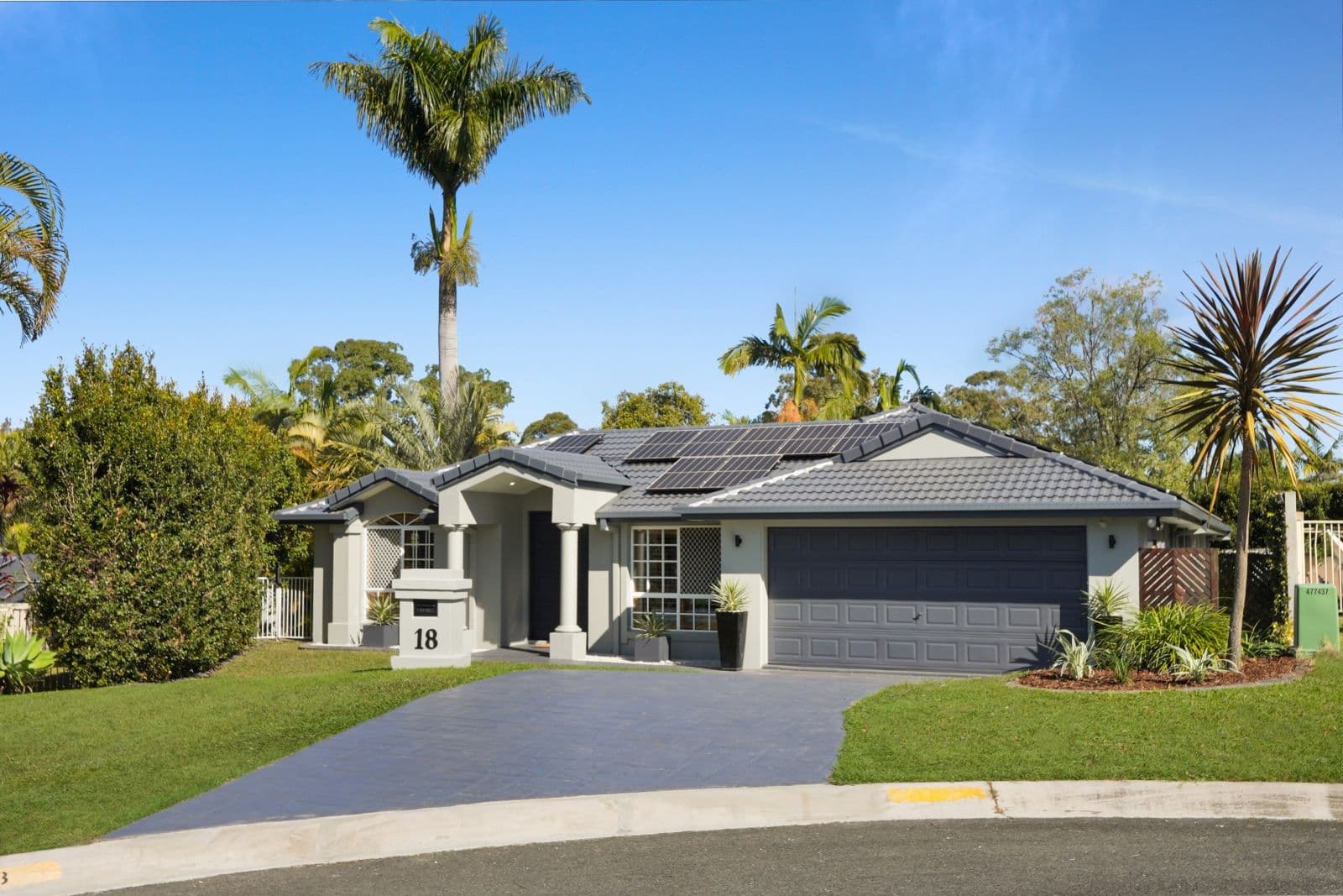 18 Calcetto Place, Arundel QLD 4214, Arundel - Image 1