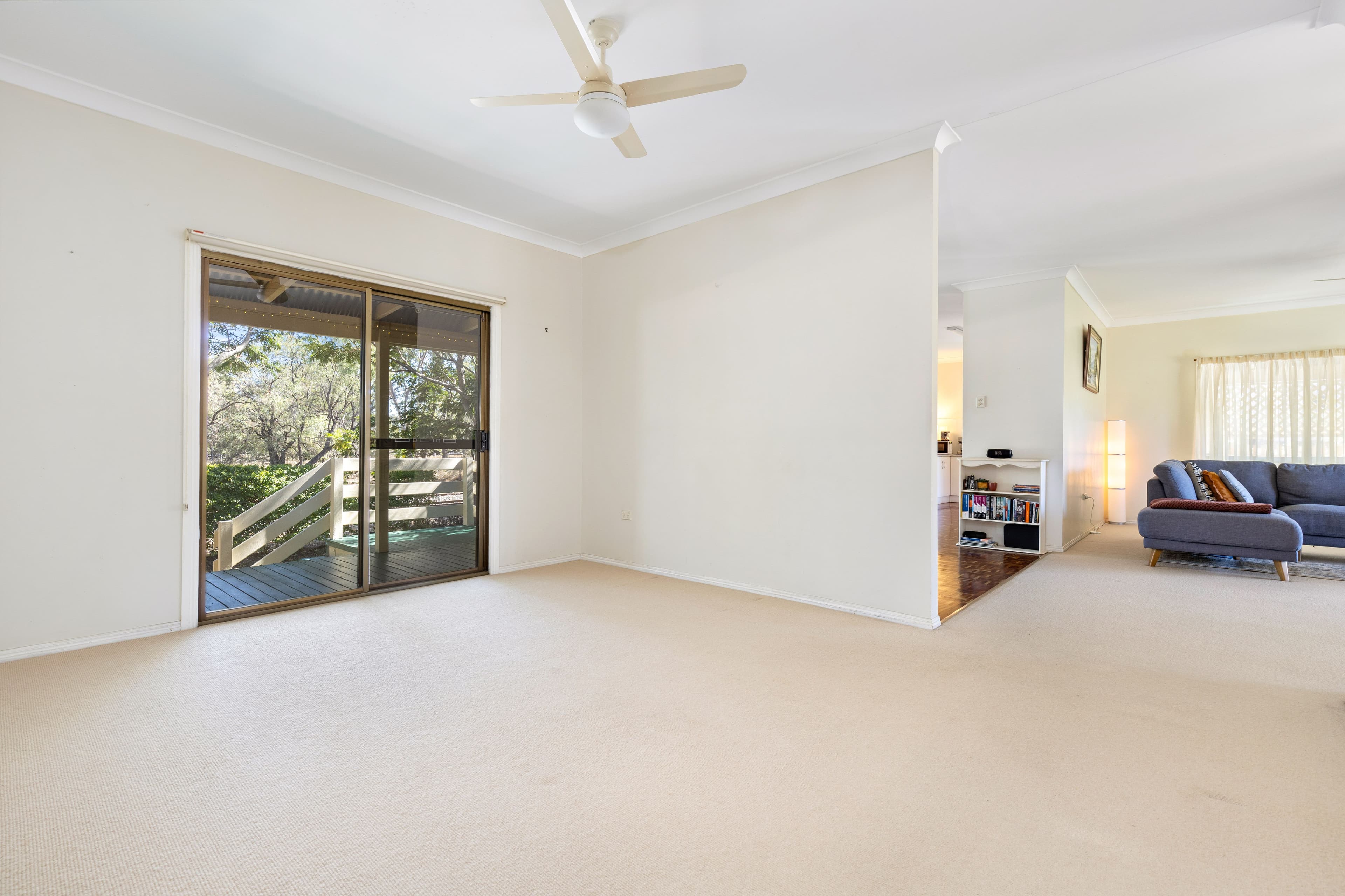 27 Baker Street, Emerald QLD 4720, Emerald - Thumbnail 8