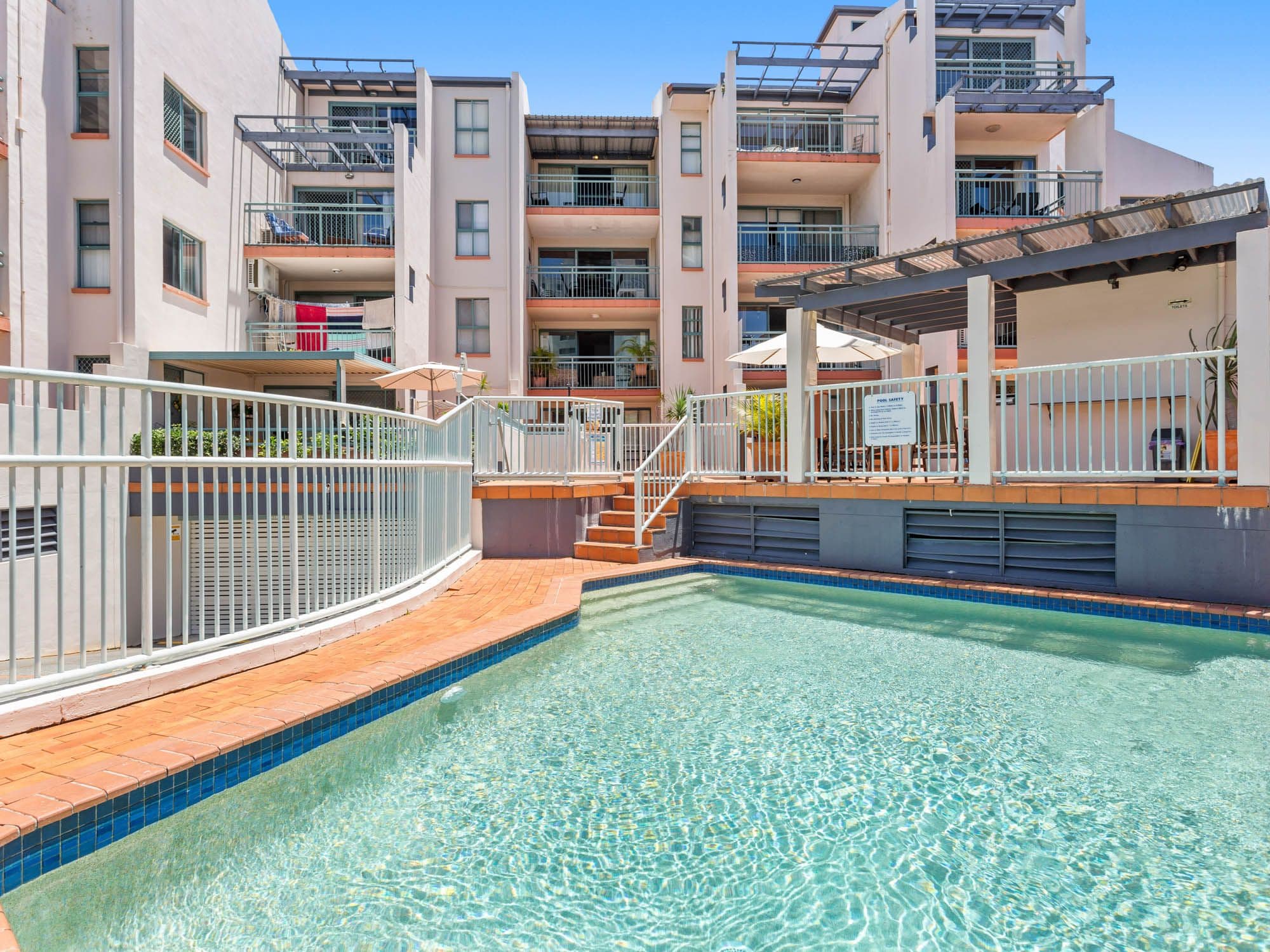 7-9 Robert Street, Labrador QLD 4215, Labrador - Image 1