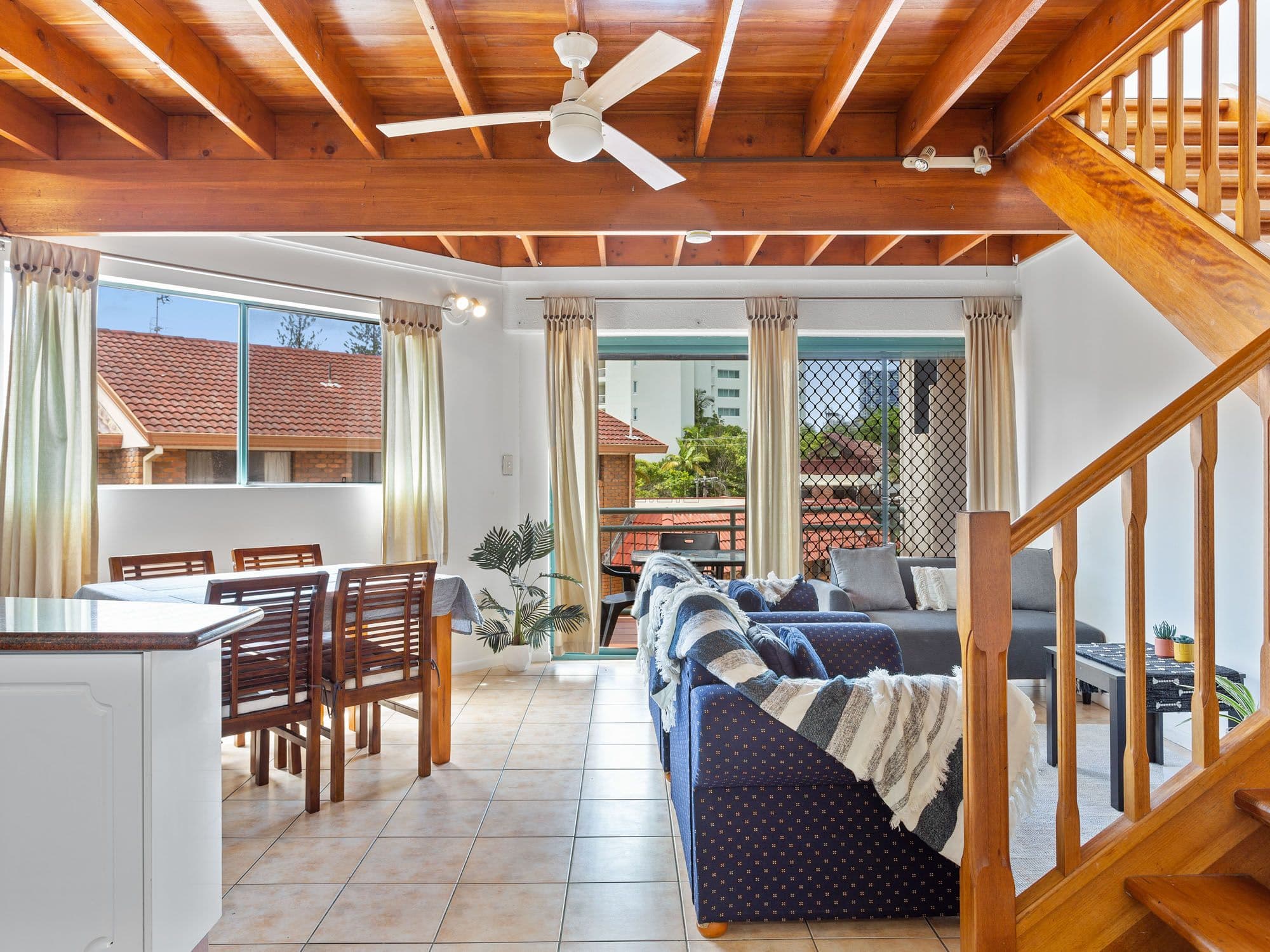 7-9 Robert Street, Labrador QLD 4215, Labrador - Thumbnail 2