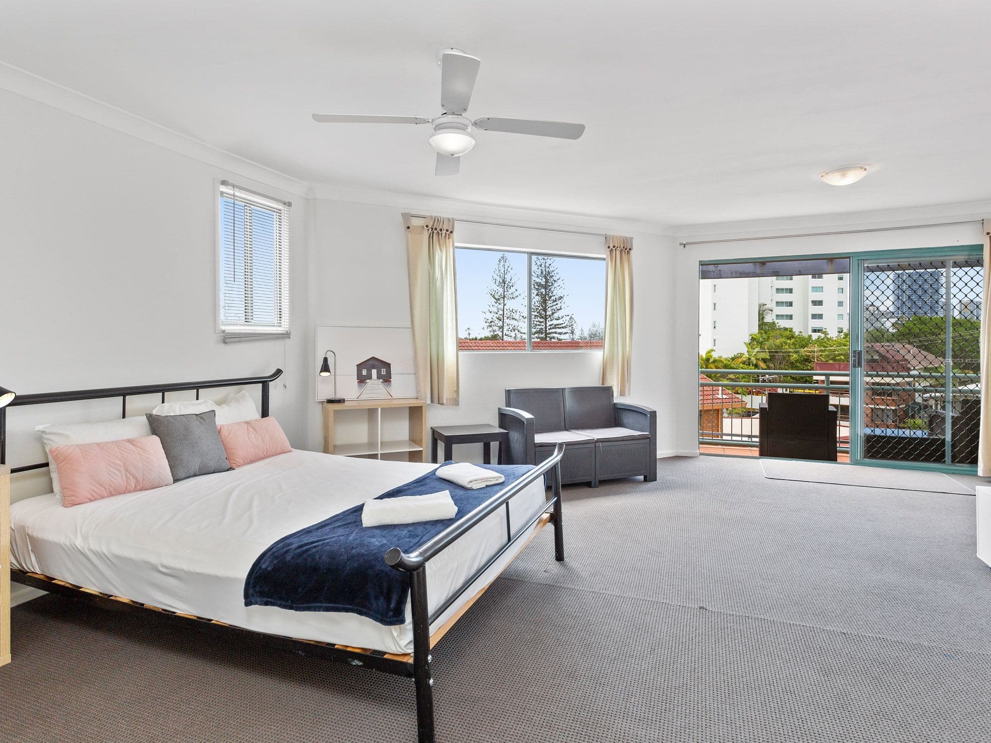 7-9 Robert Street, Labrador QLD 4215, Labrador - Thumbnail 6
