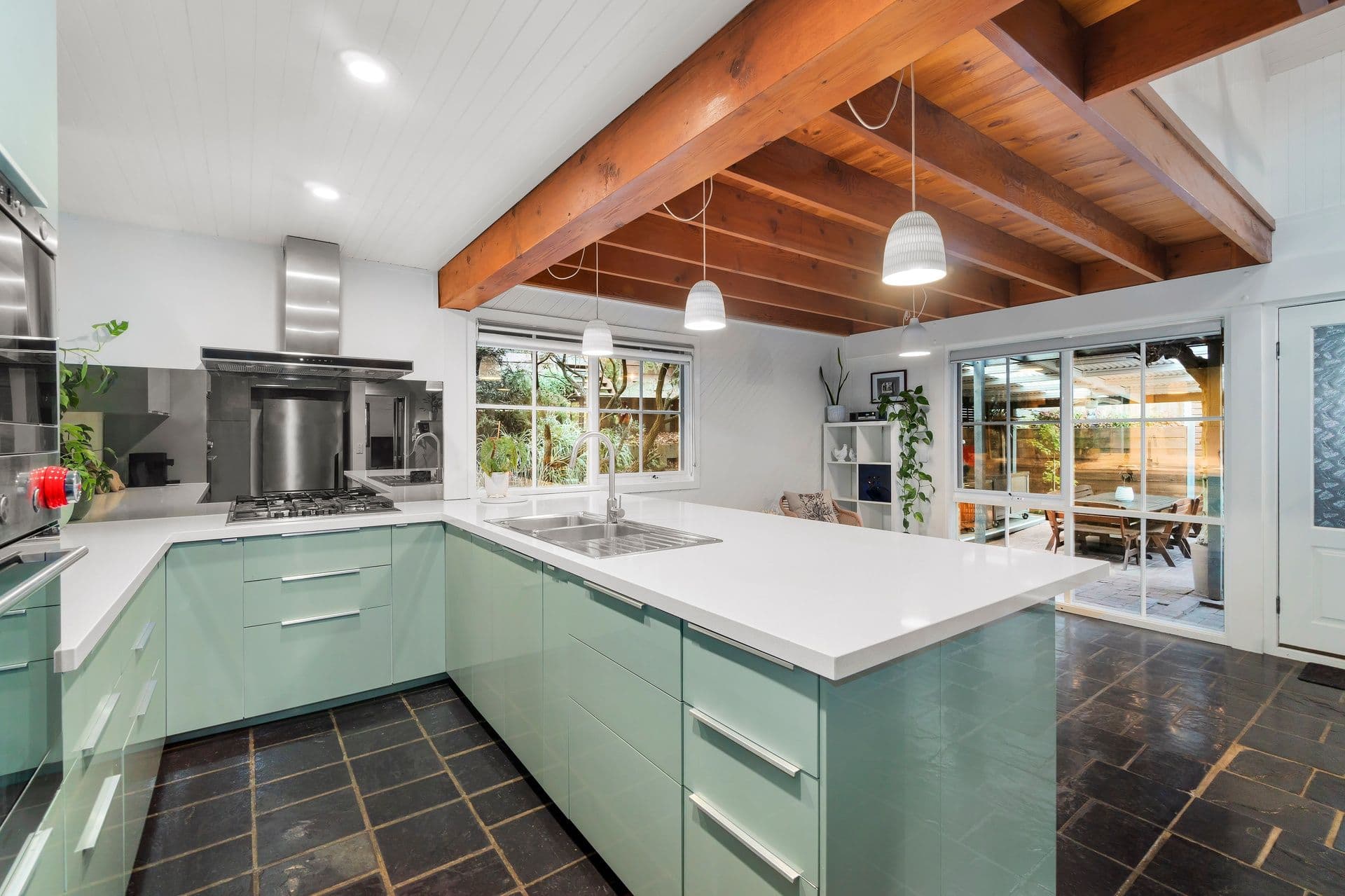 11 Lanvos Drive, Diamond Creek VIC 3089, Diamond Creek - Thumbnail 2