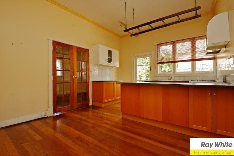 2 Gilbert Street, BAYSWATER WA 6053, Bayswater - Thumbnail 3