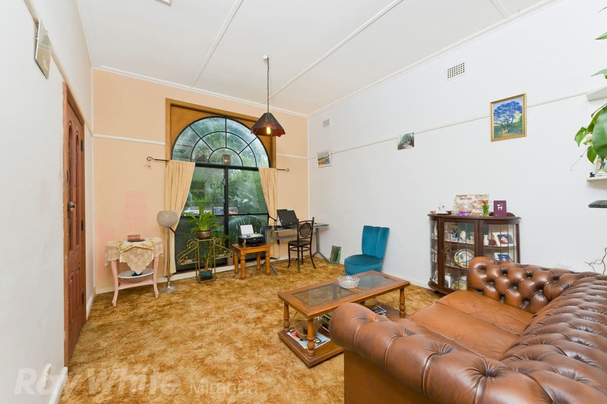 13 George Street, Yowie Bay - Thumbnail 3