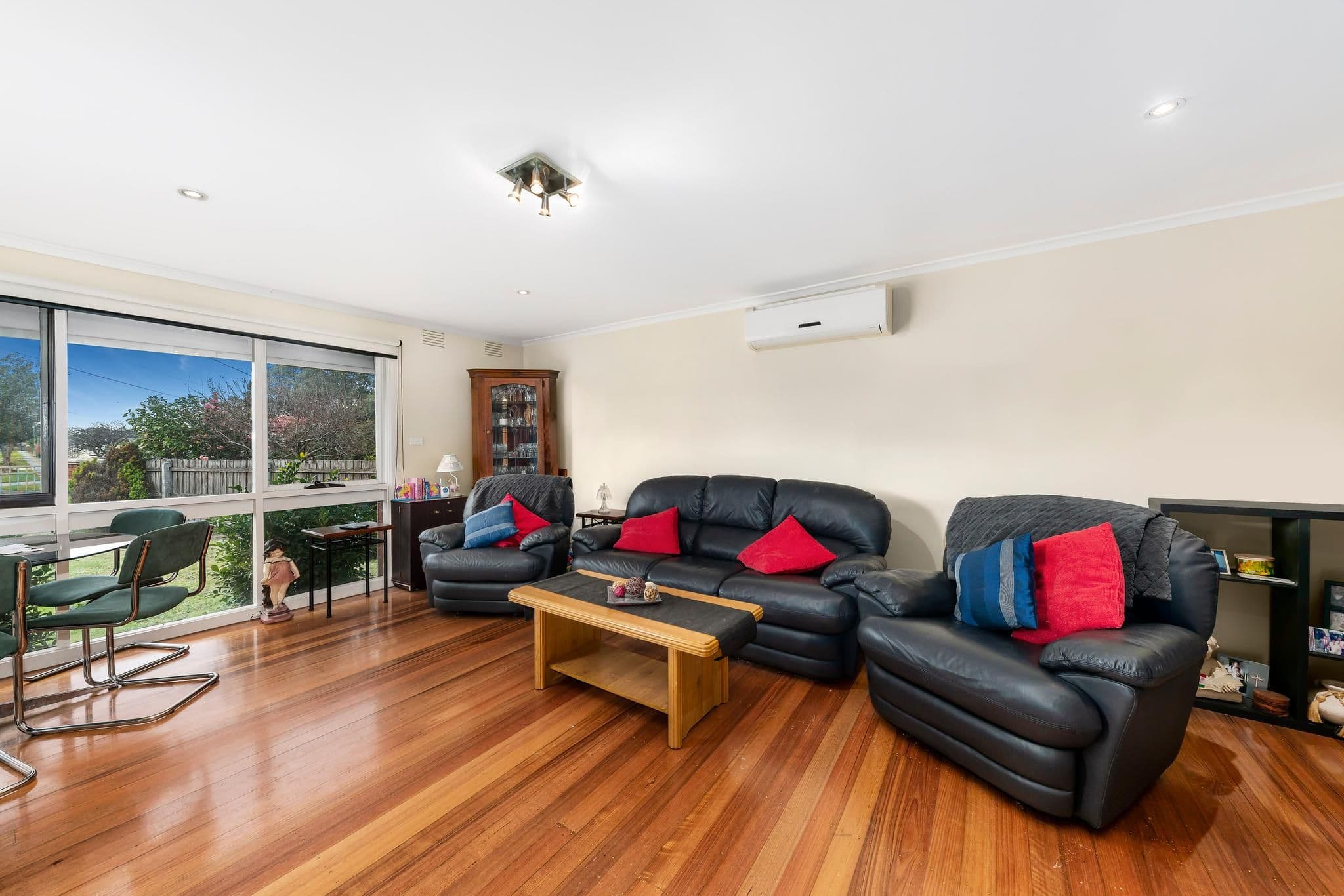 18 Orloff Close, Clayton South VIC 3169, Clayton South - Thumbnail 2