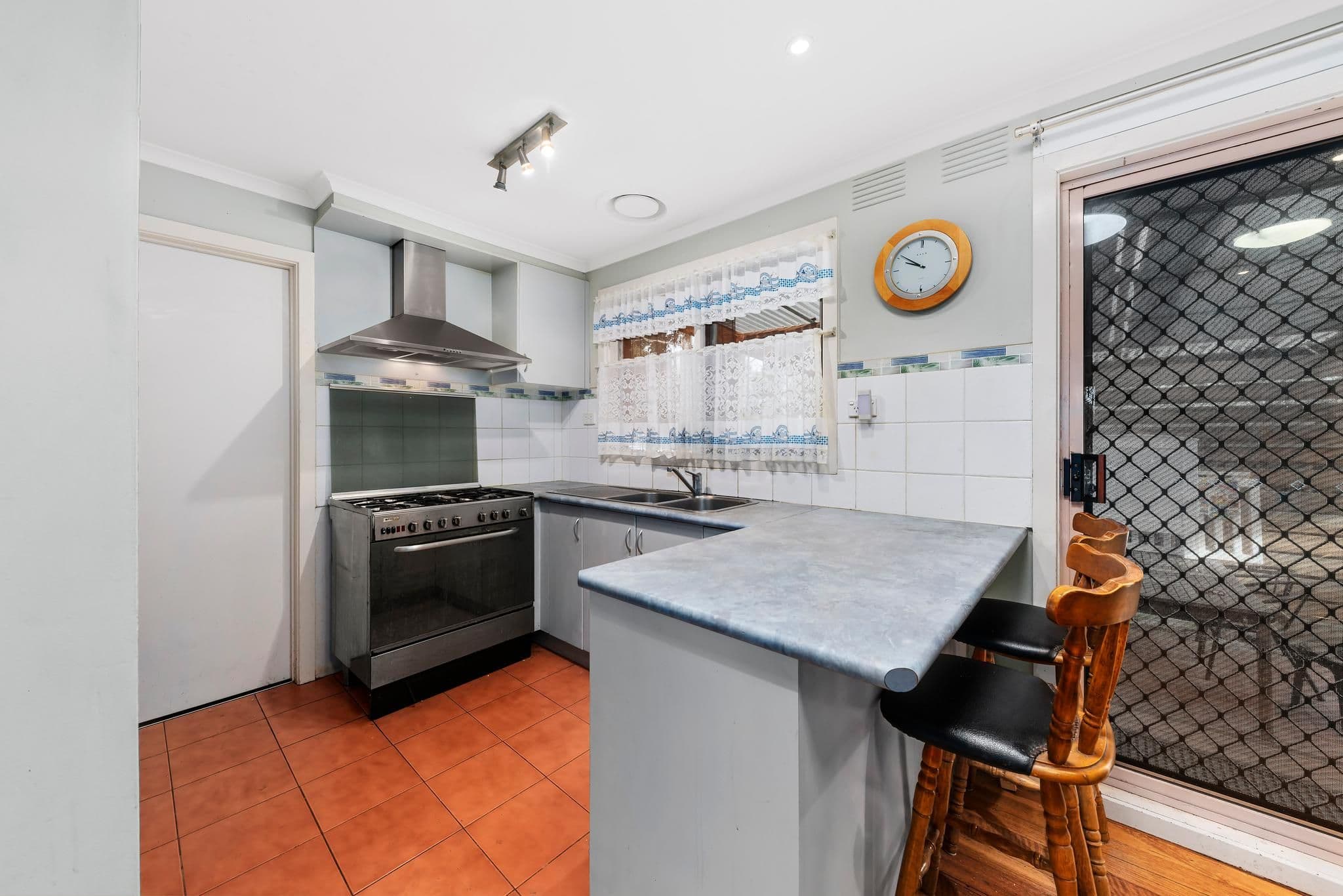 18 Orloff Close, Clayton South VIC 3169, Clayton South - Thumbnail 3