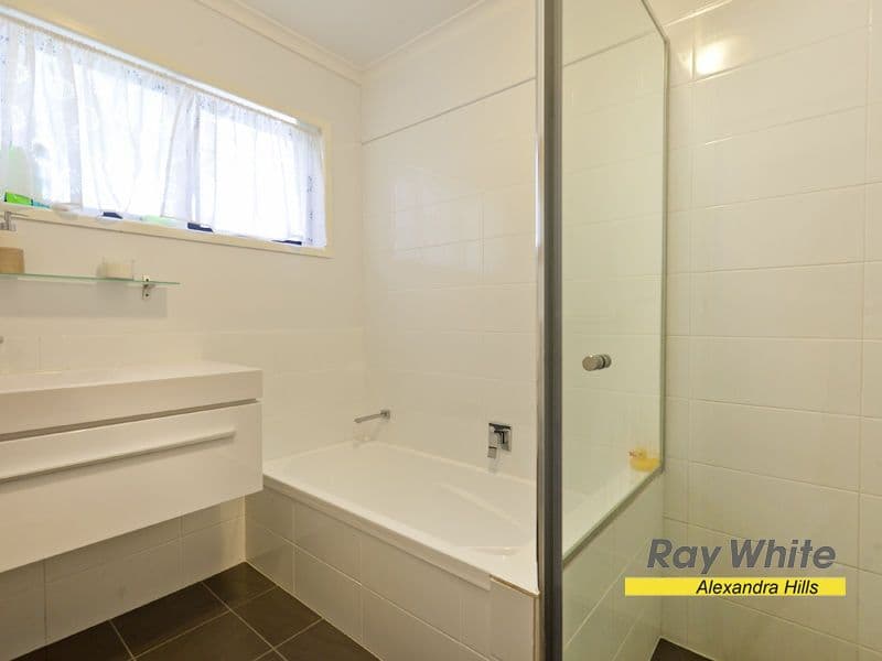 6 Hampton Court, BIRKDALE QLD 4159, Birkdale - Thumbnail 3
