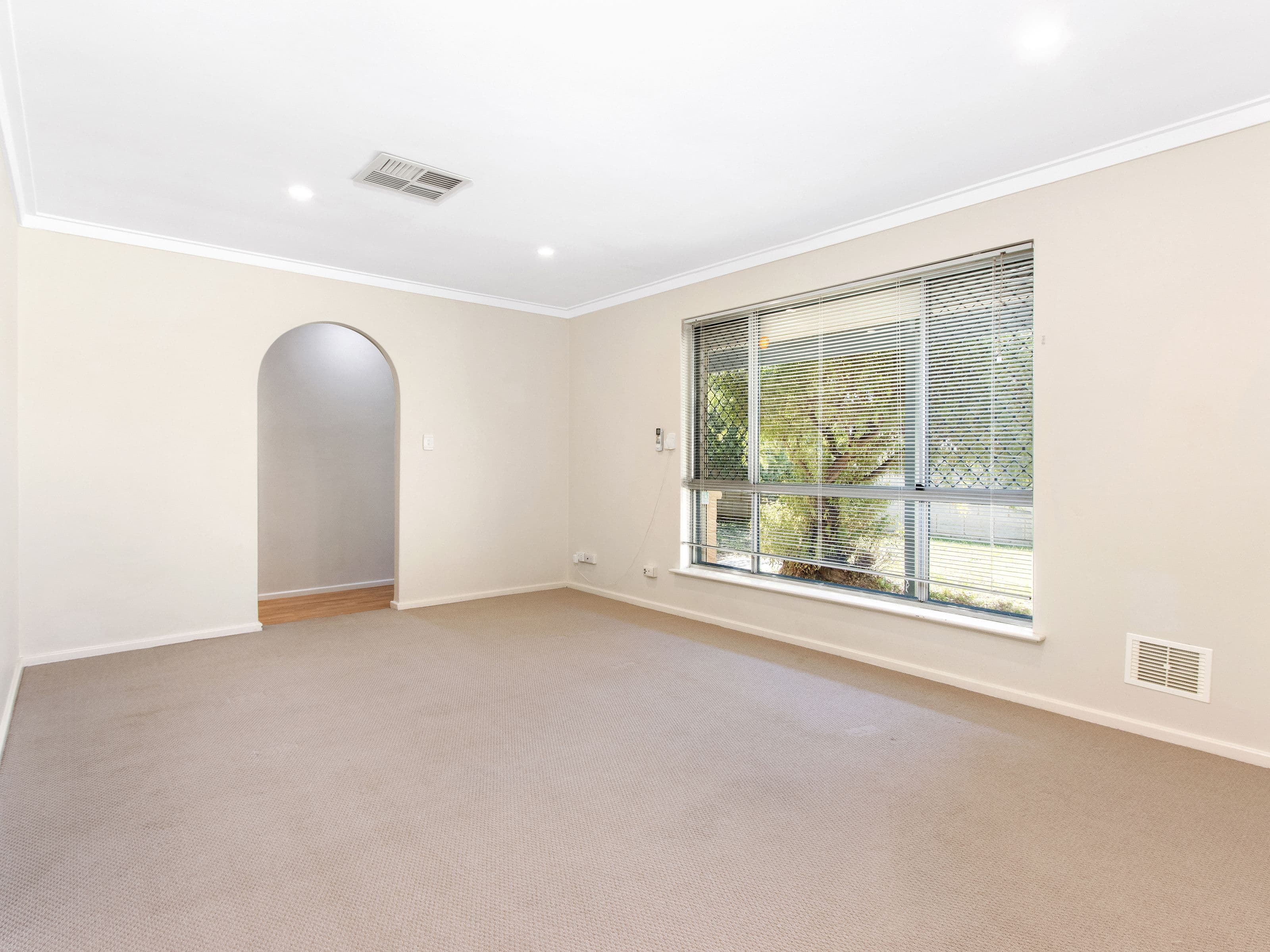 125 Rae Road, Safety Bay WA 6169, Safety Bay - Thumbnail 2