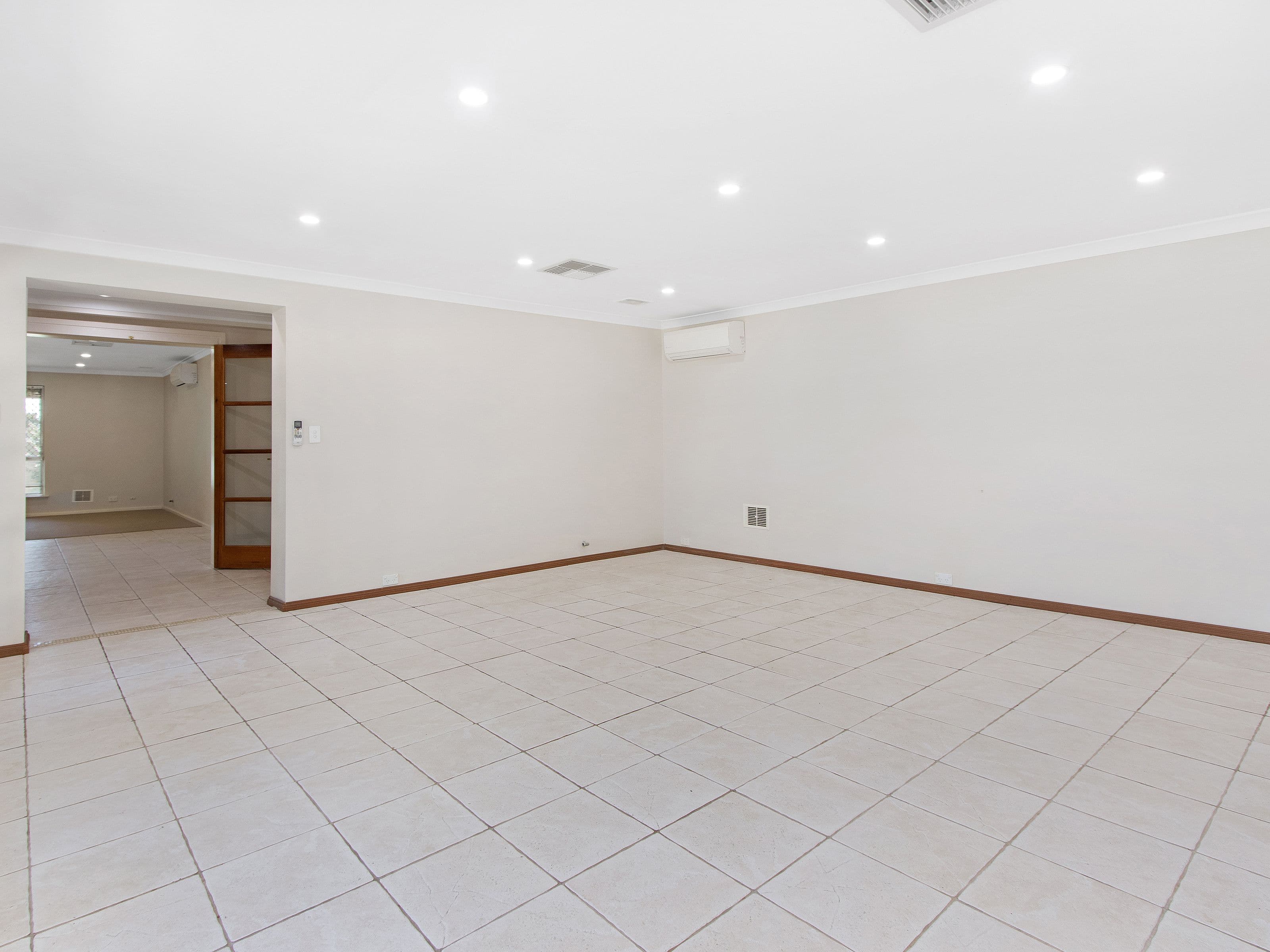 125 Rae Road, Safety Bay WA 6169, Safety Bay - Thumbnail 7