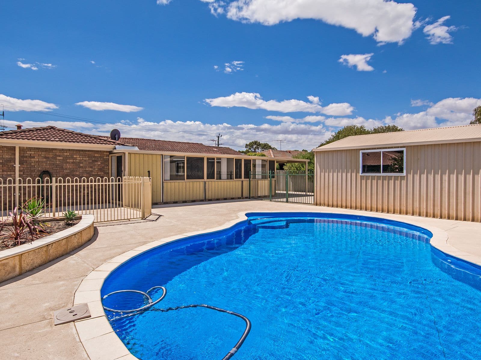 40 Breaden Road, Cooloongup WA 6168, Cooloongup - Thumbnail 2