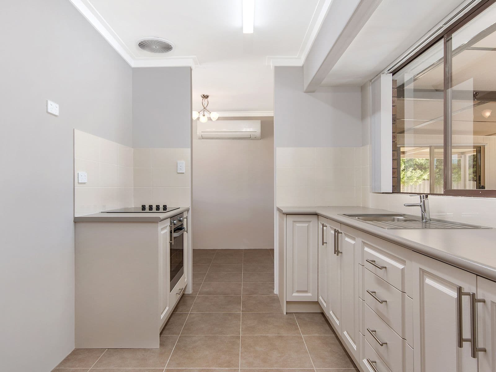 40 Breaden Road, Cooloongup WA 6168, Cooloongup - Thumbnail 6
