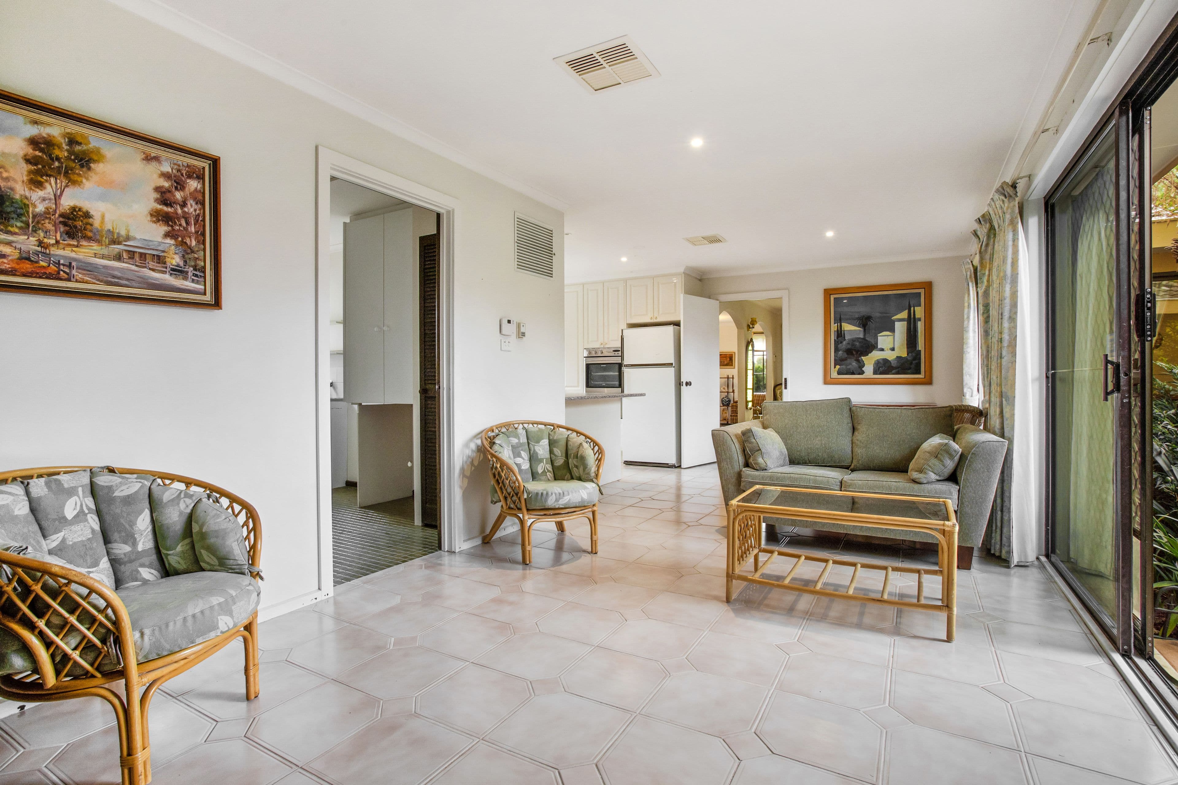 28 Village Green, Chirnside Park VIC 3116, Chirnside Park - Thumbnail 5