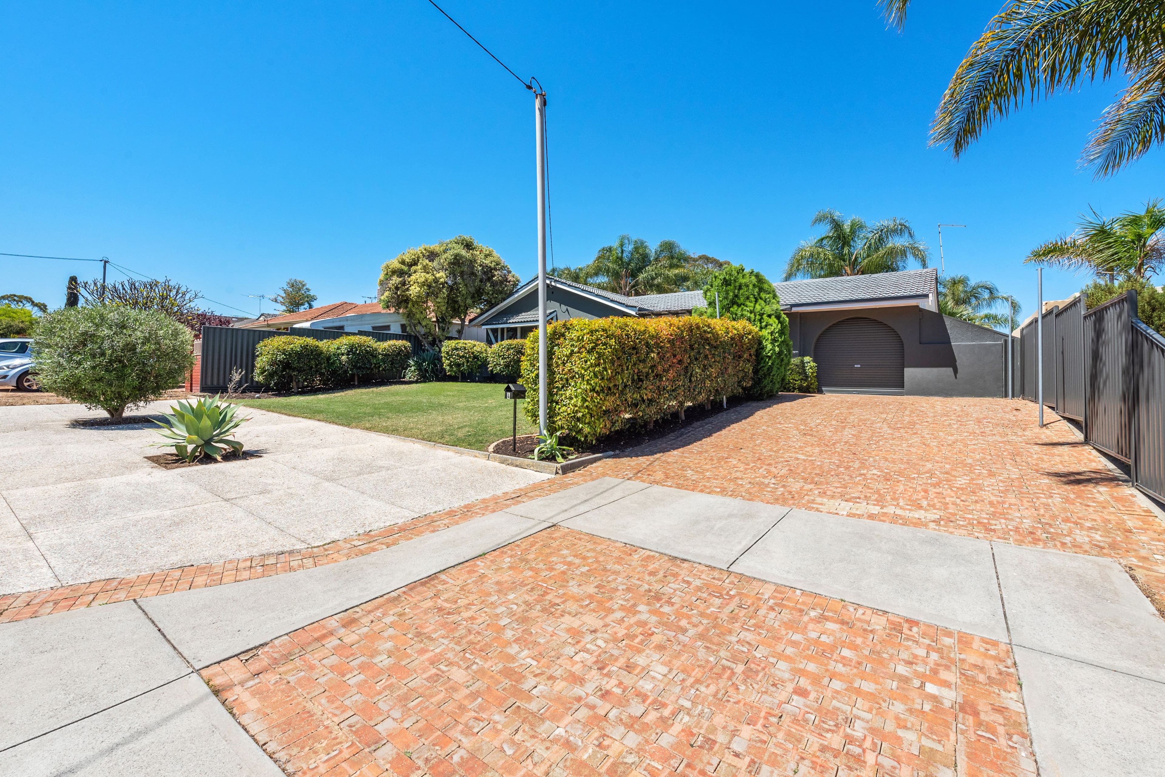 4 Illyarrie Street, Greenwood WA 6024, Greenwood - Thumbnail 2