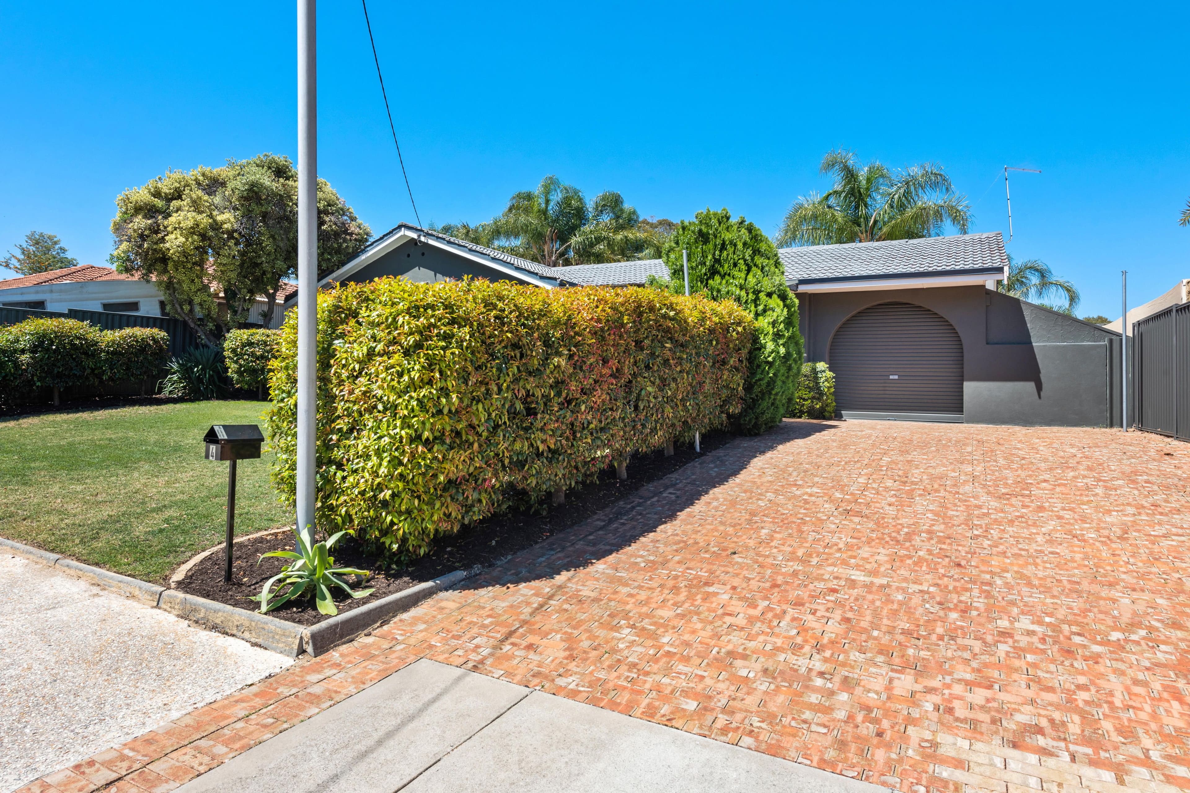 4 Illyarrie Street, Greenwood WA 6024, Greenwood - Thumbnail 3