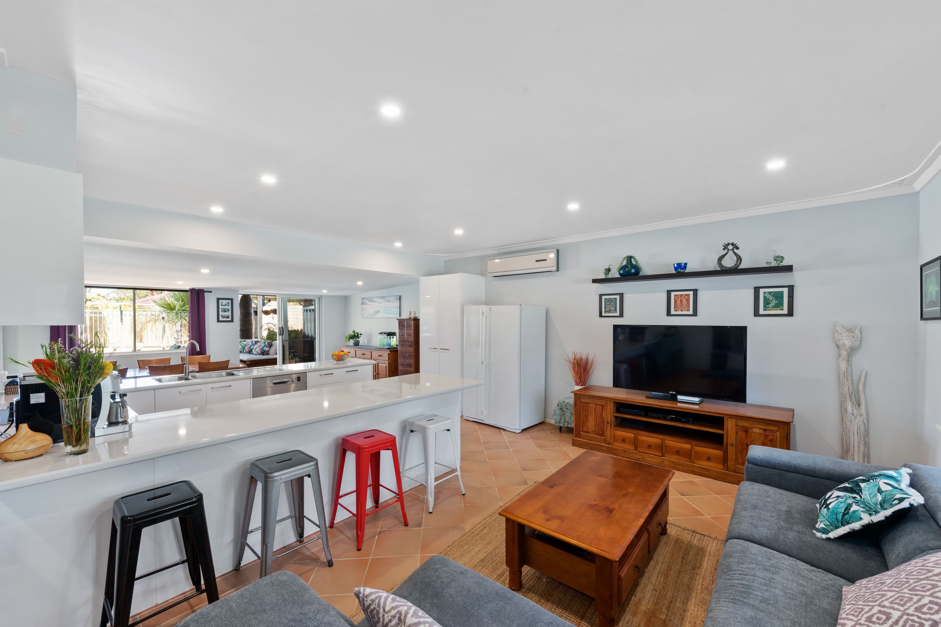 4 Illyarrie Street, Greenwood WA 6024, Greenwood - Thumbnail 7
