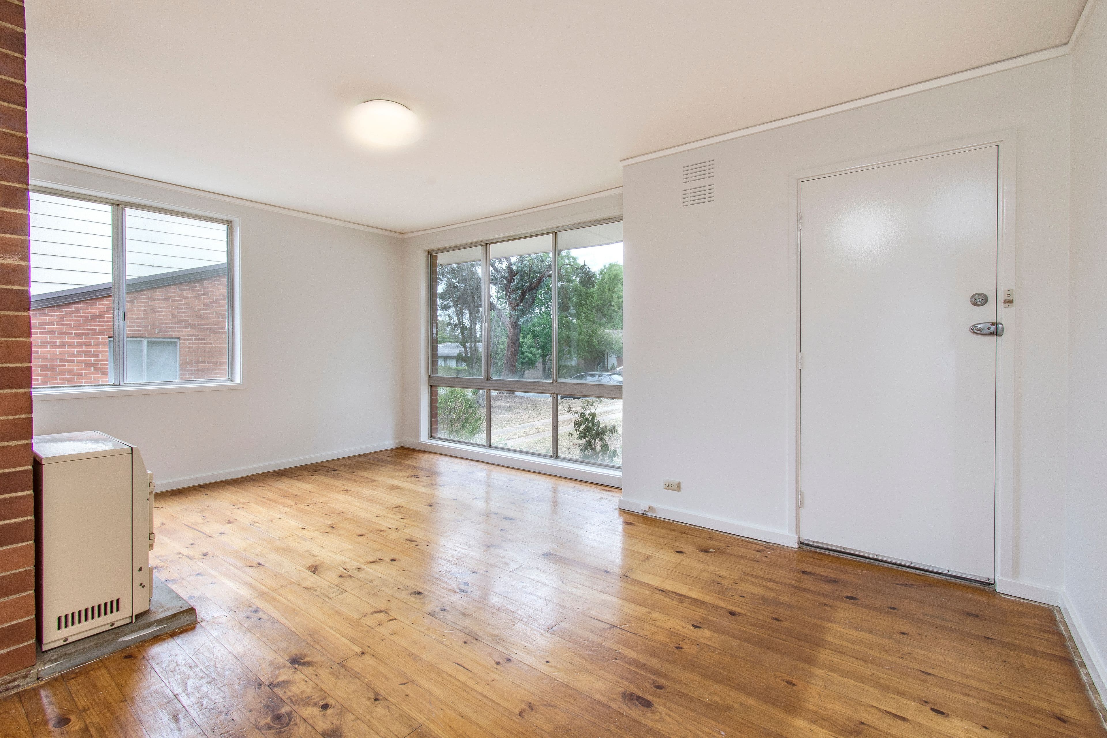 43 Henry Street, Cook ACT 2614, Cook - Thumbnail 2
