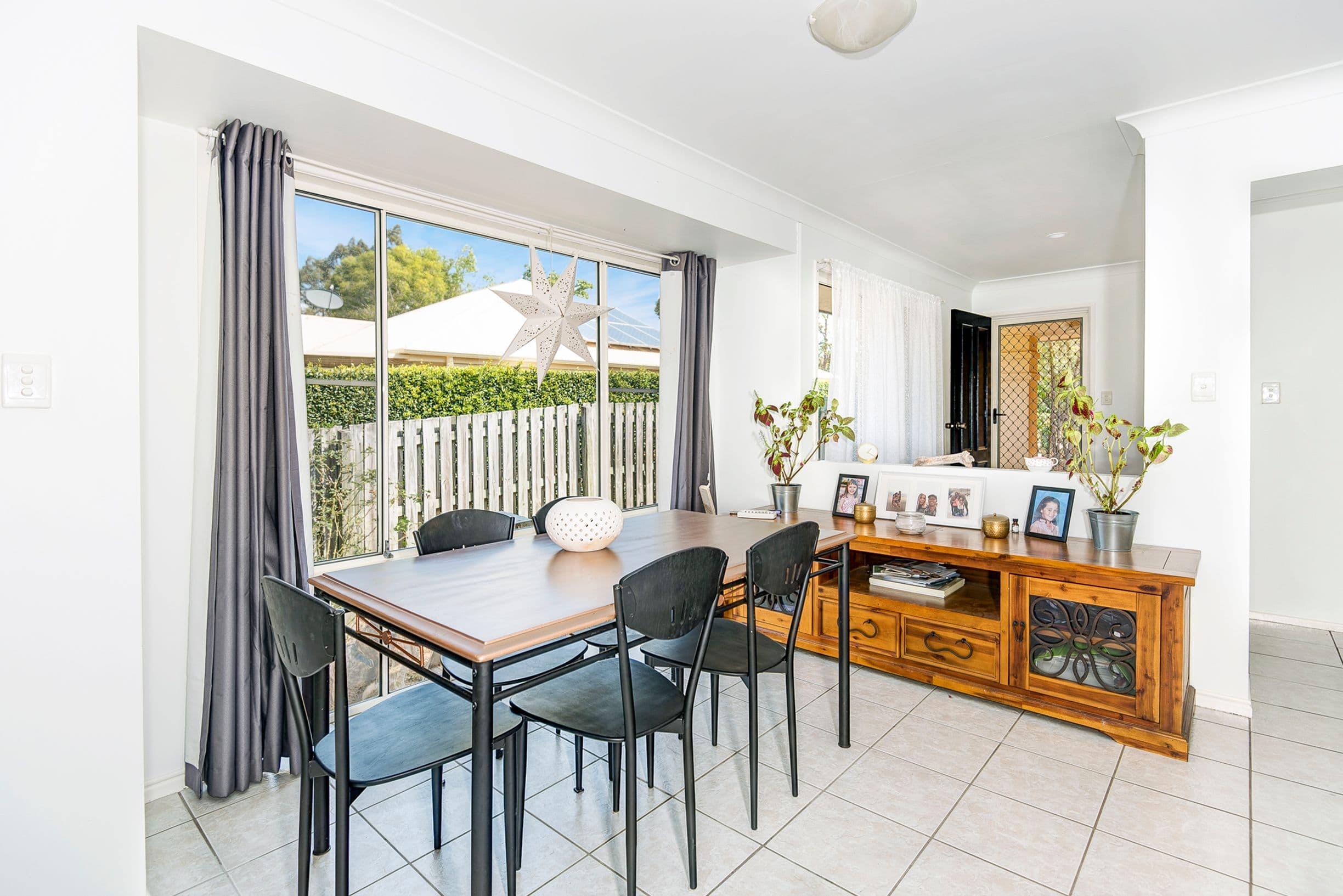6 Honeyeater Avenue, Noosaville QLD 4566, Noosaville - Thumbnail 2