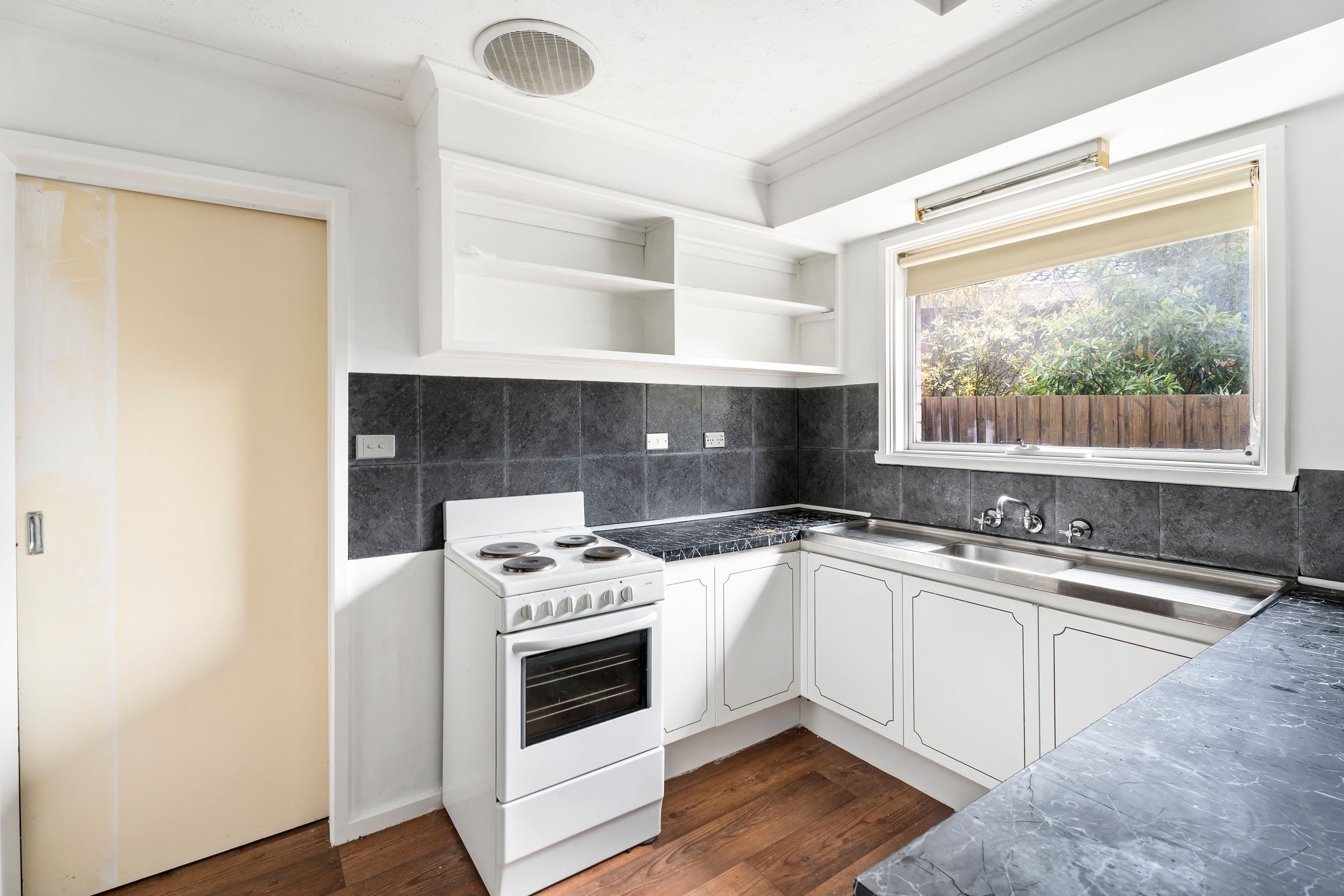 13 Meldrum Court, Sunbury VIC 3429, Sunbury - Thumbnail 2