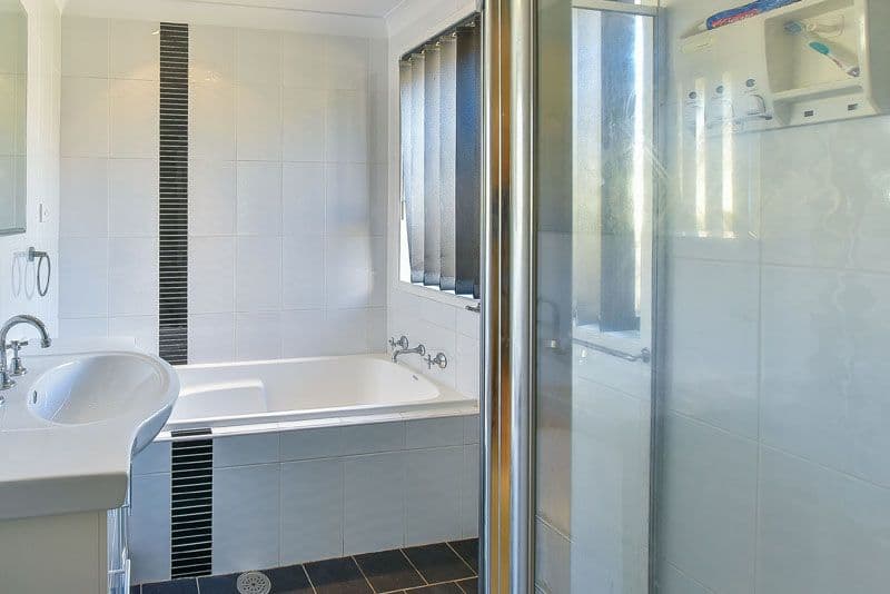 19 Wilkinson Crescent, Ingleburn NSW 2565, Ingleburn - Thumbnail 4
