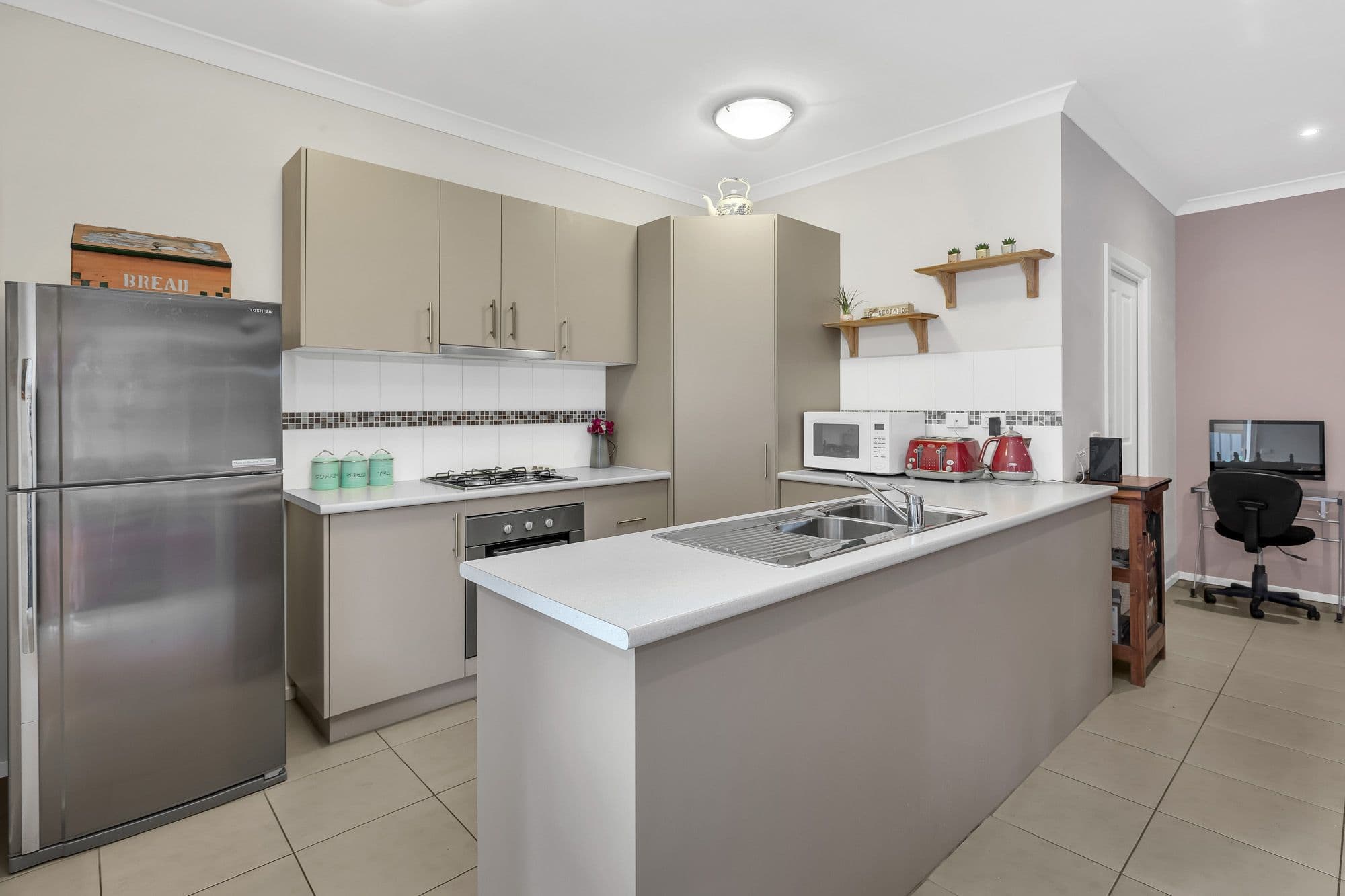 2 Gale Avenue, Tarneit VIC 3029, Tarneit - Thumbnail 5