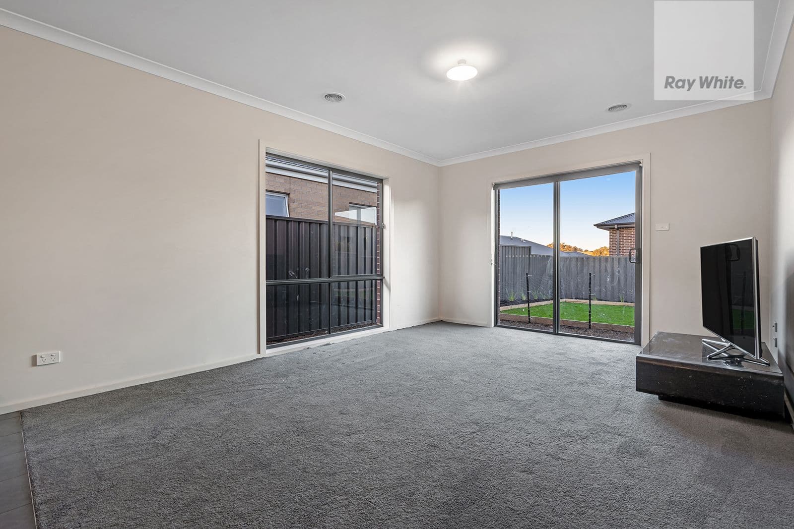 6 Amira Road, Greenvale VIC 3059, Greenvale - Thumbnail 2