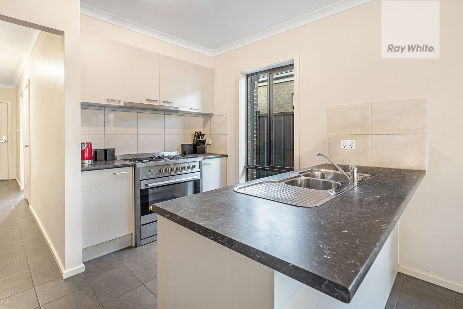 6 Amira Road, Greenvale VIC 3059, Greenvale - Thumbnail 5