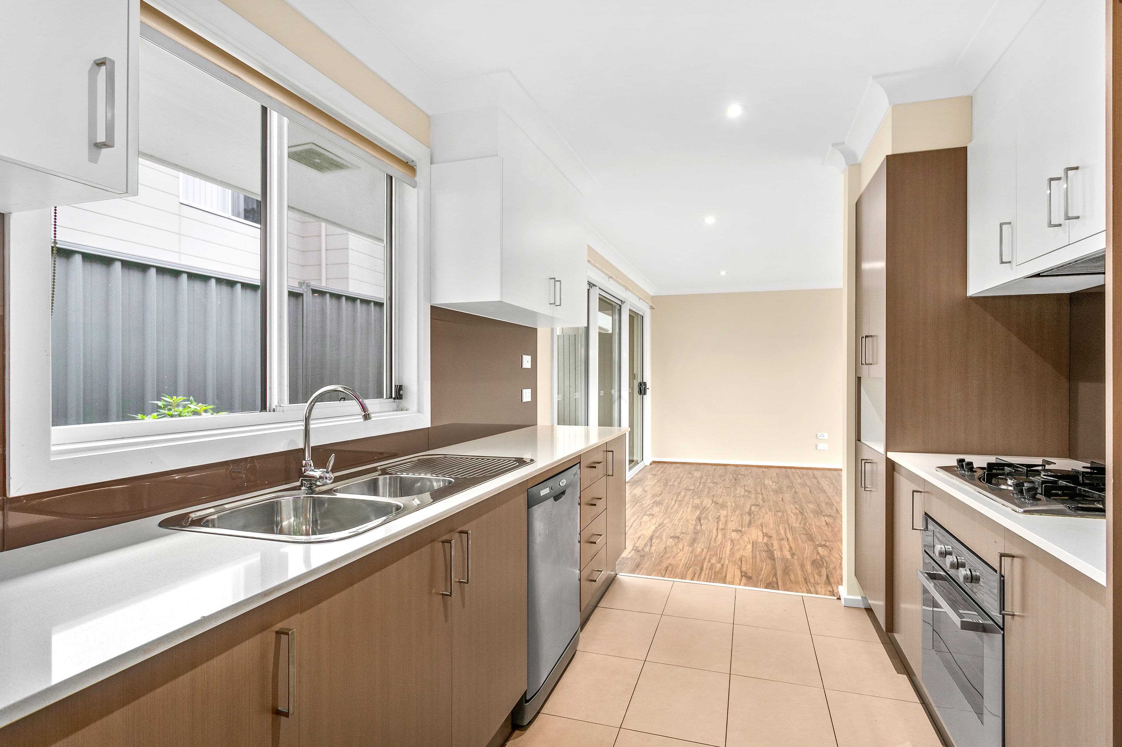 2/185 Tongarra Road, Albion Park NSW 2527, Albion Park - Thumbnail 2