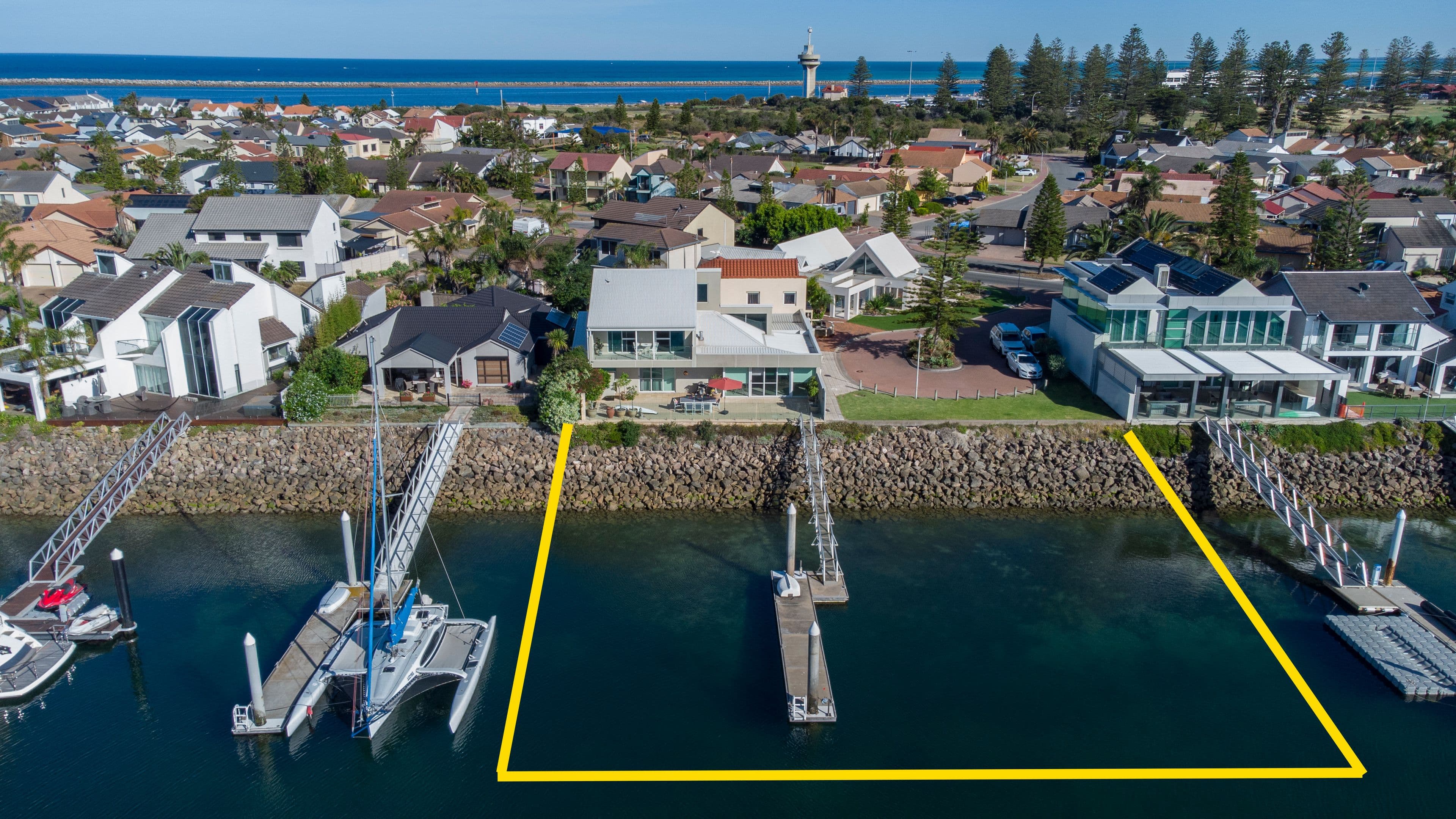 2A Marina Court, North Haven SA 5018, North Haven - Thumbnail 2