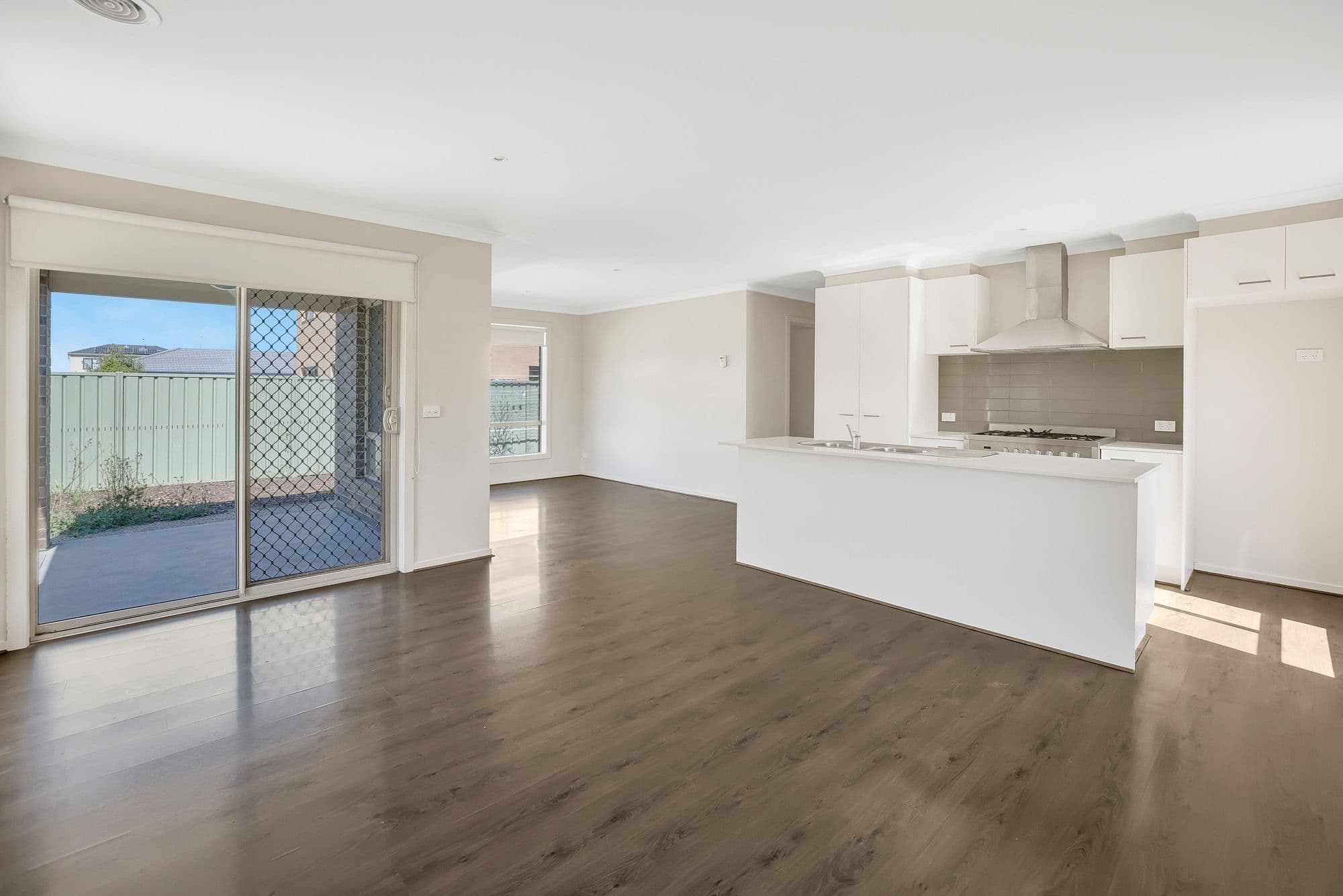 14 Laburnum Avenue, Wyndham Vale VIC 3024, Wyndham Vale - Thumbnail 2