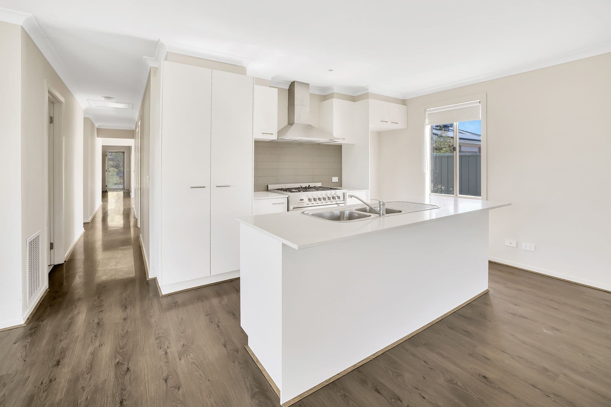 14 Laburnum Avenue, Wyndham Vale VIC 3024, Wyndham Vale - Thumbnail 3