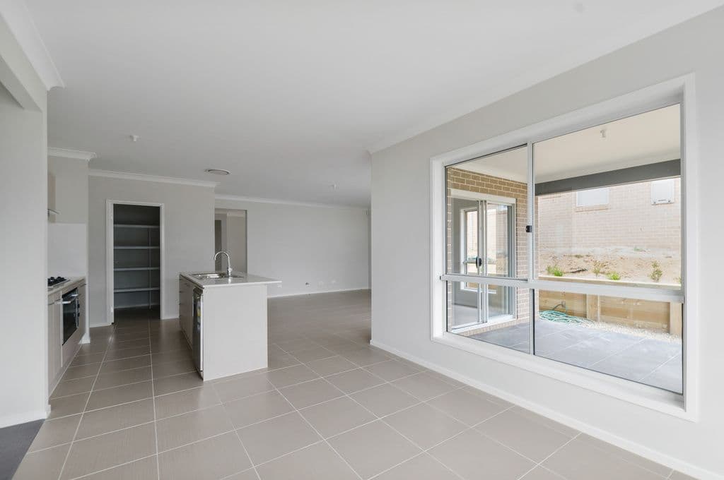 35 Mckelly Street, Horsley - Thumbnail 4